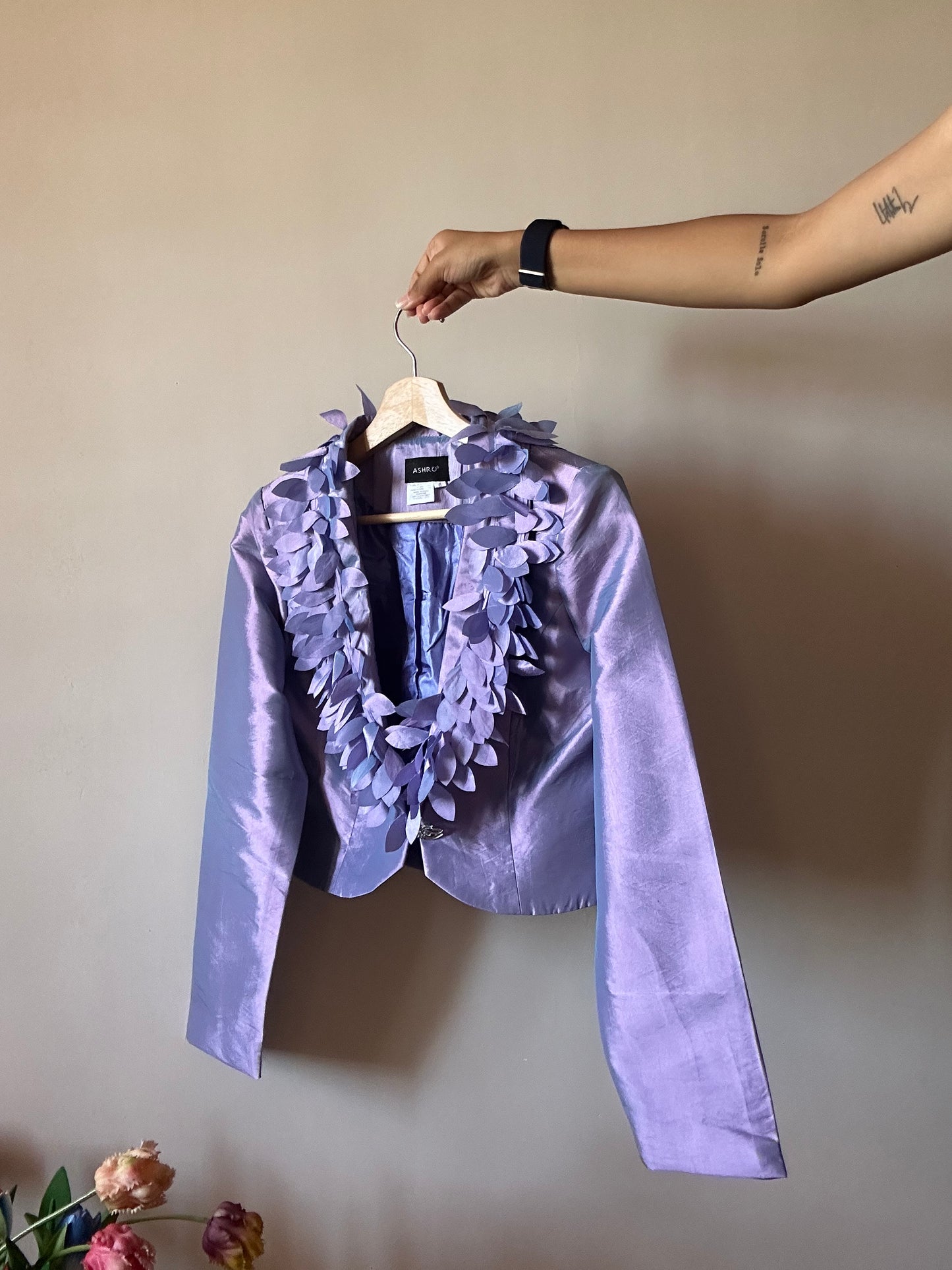 Vintage Ashro Cropped Exaggerated Coller Blazer