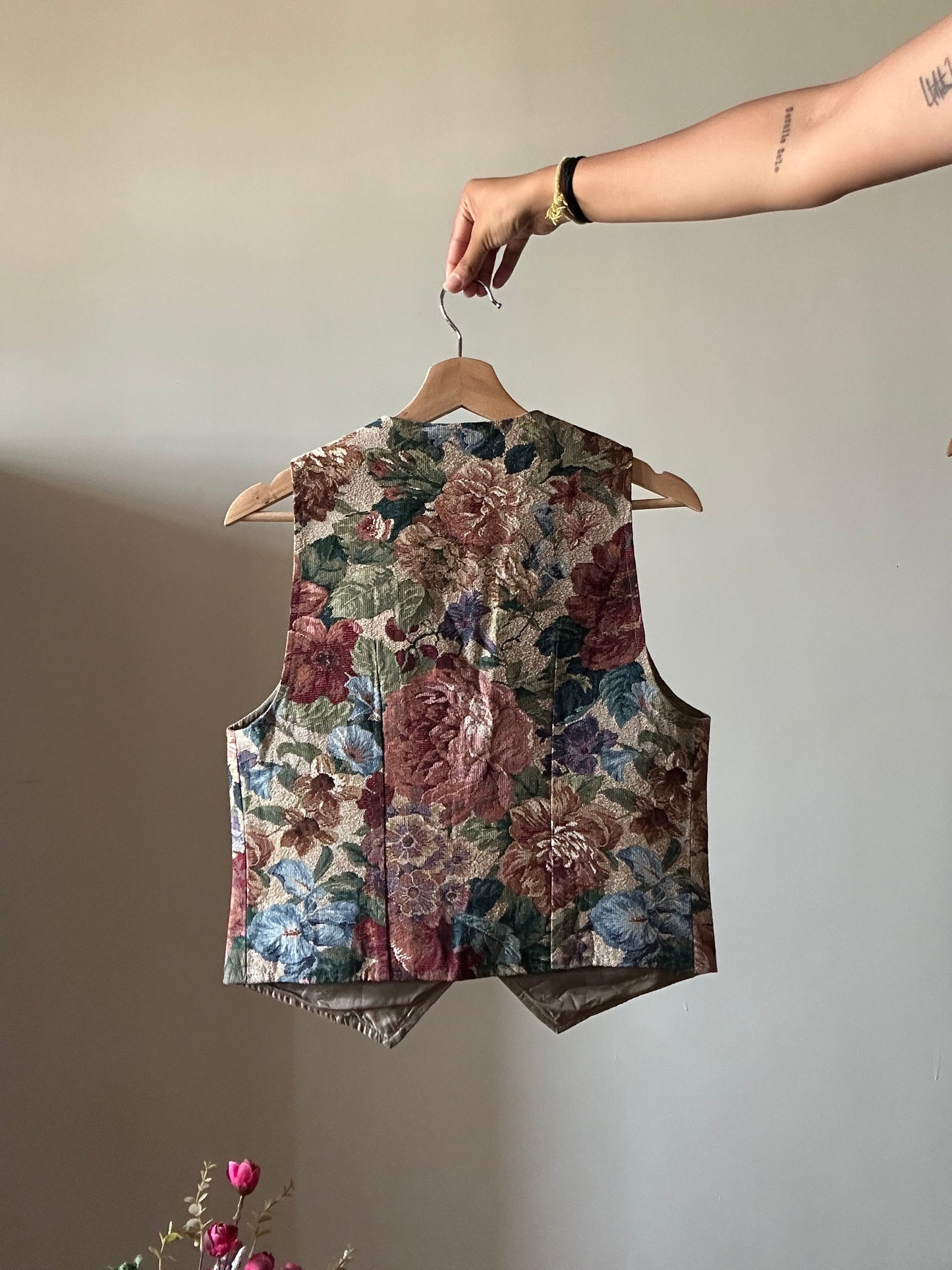 Vintage Floral Jacquard Vest