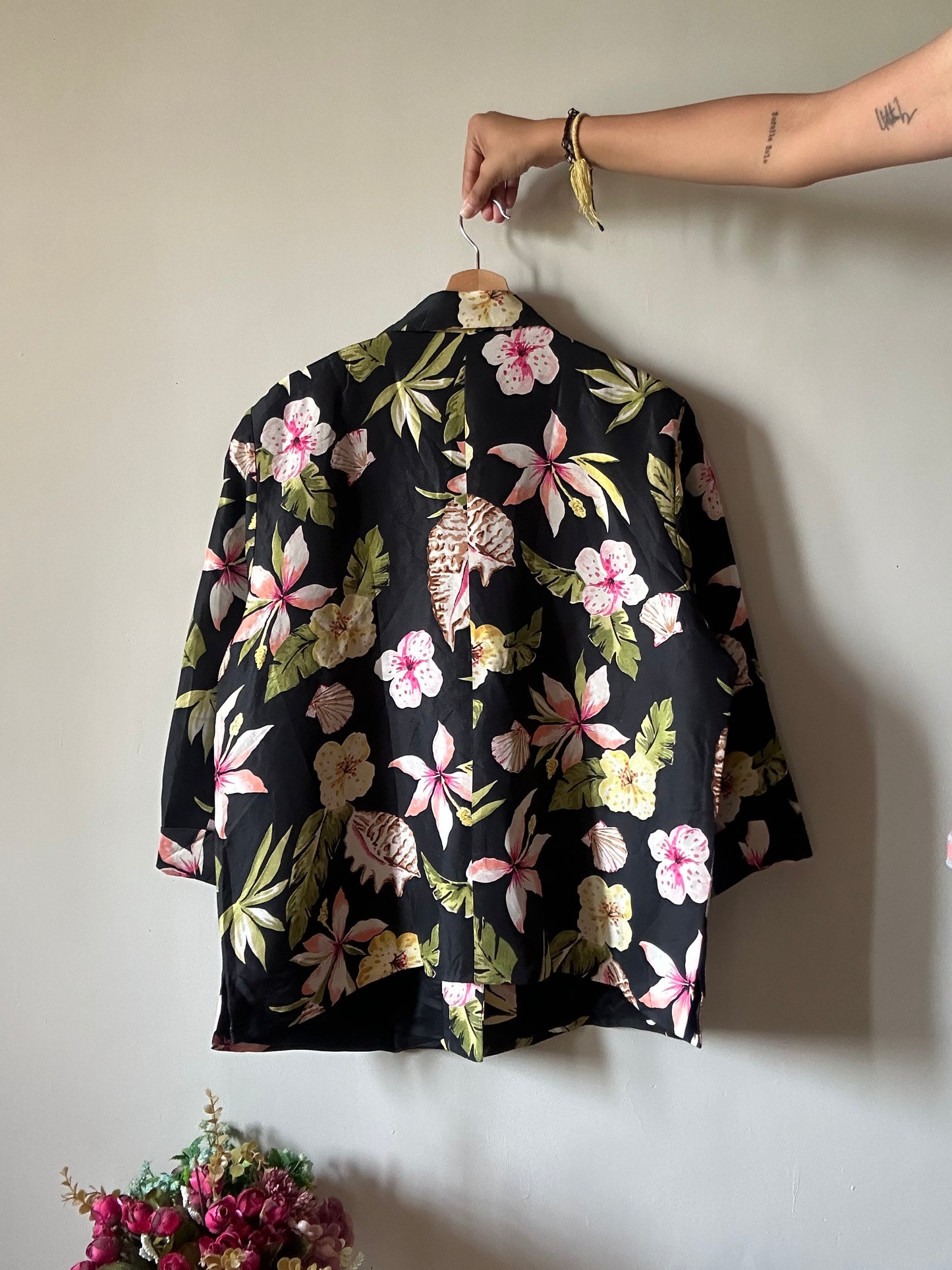 Vintage Silkland Floral Shaket