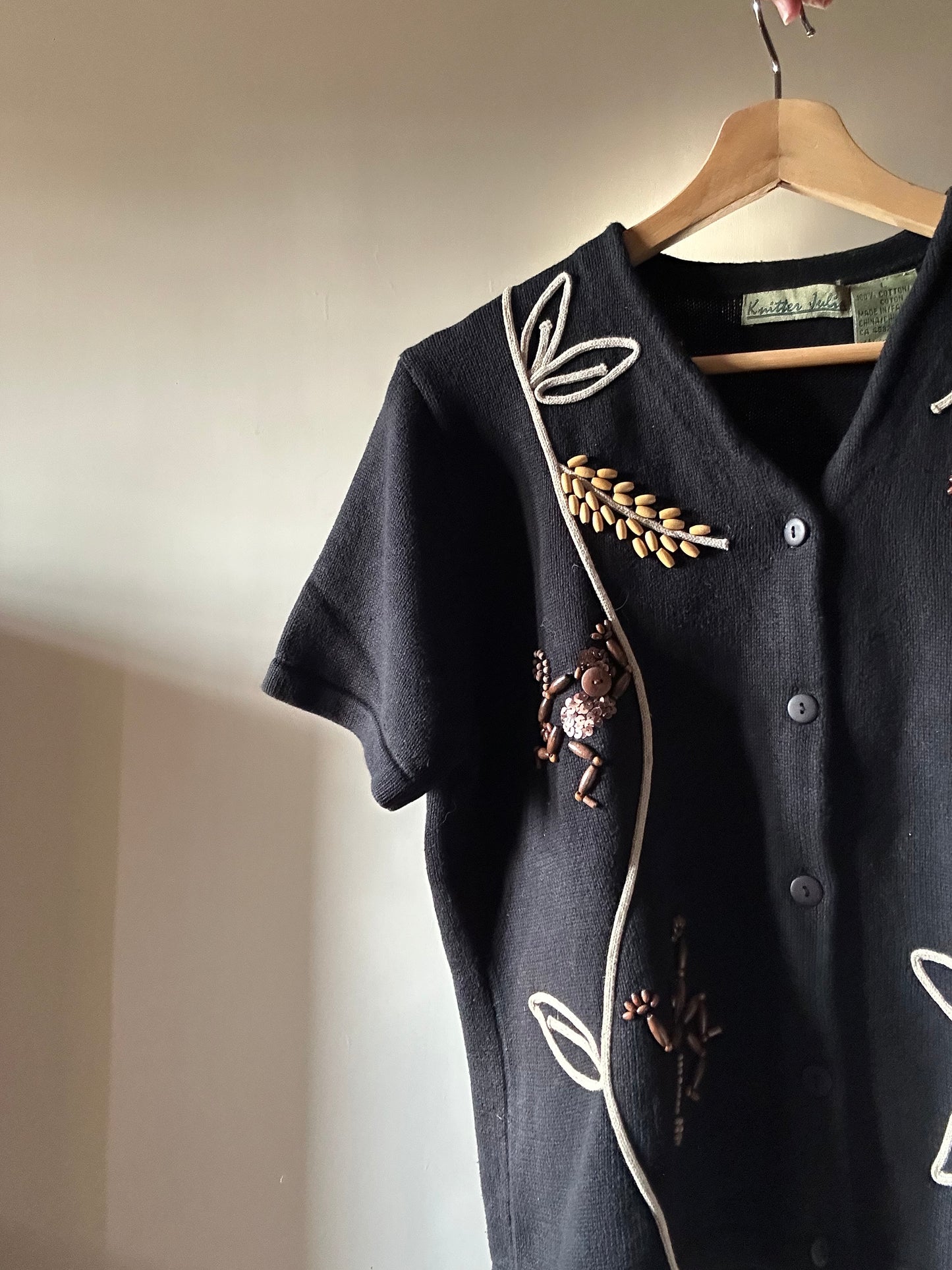 Knitter Julia Vintage Knit Cardigan