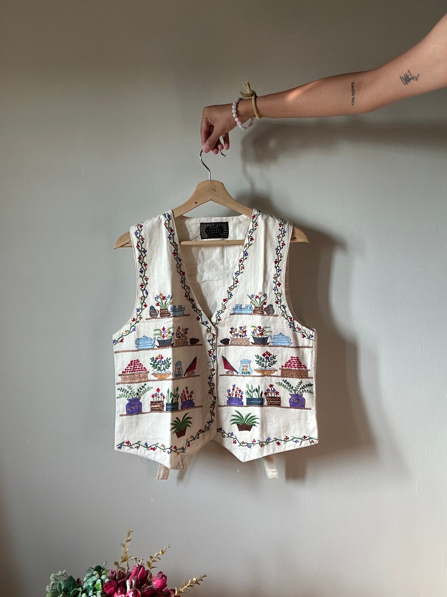 New Directions Vintage All Embroidered Sweet Home Vest
