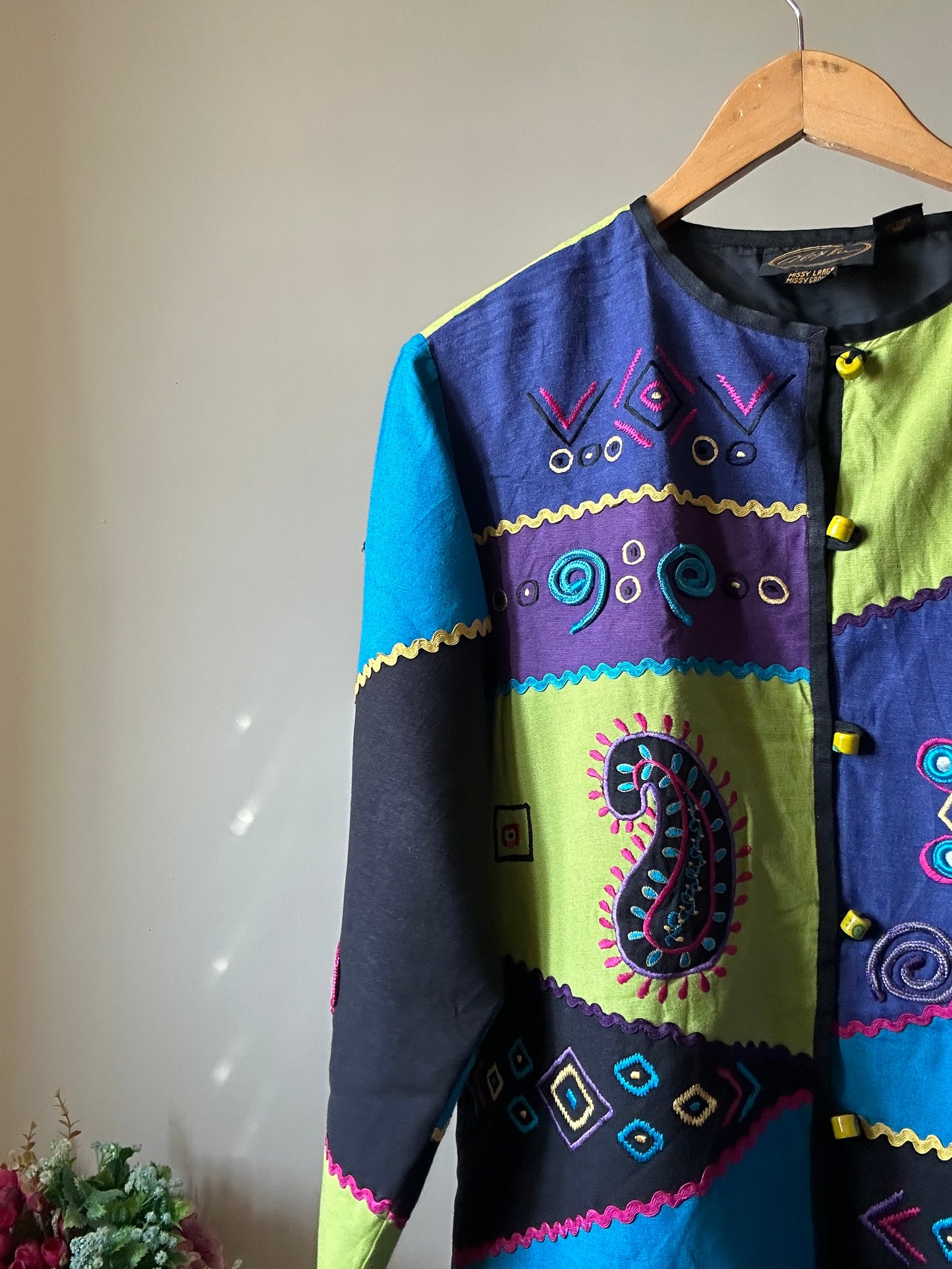 Vintage Alex Ken Embroiled Shaket