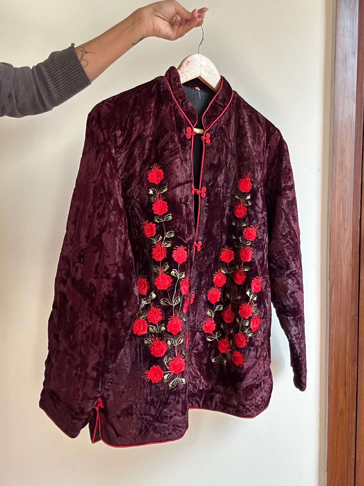 Vintage Chinese Style Velvet Shaket