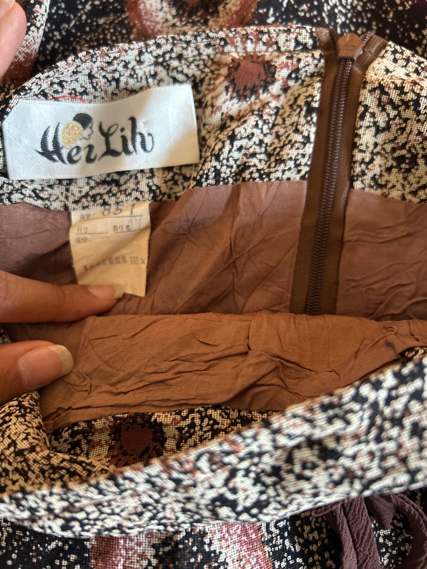 Hei Lih Vintage Skirt With Back Zipper