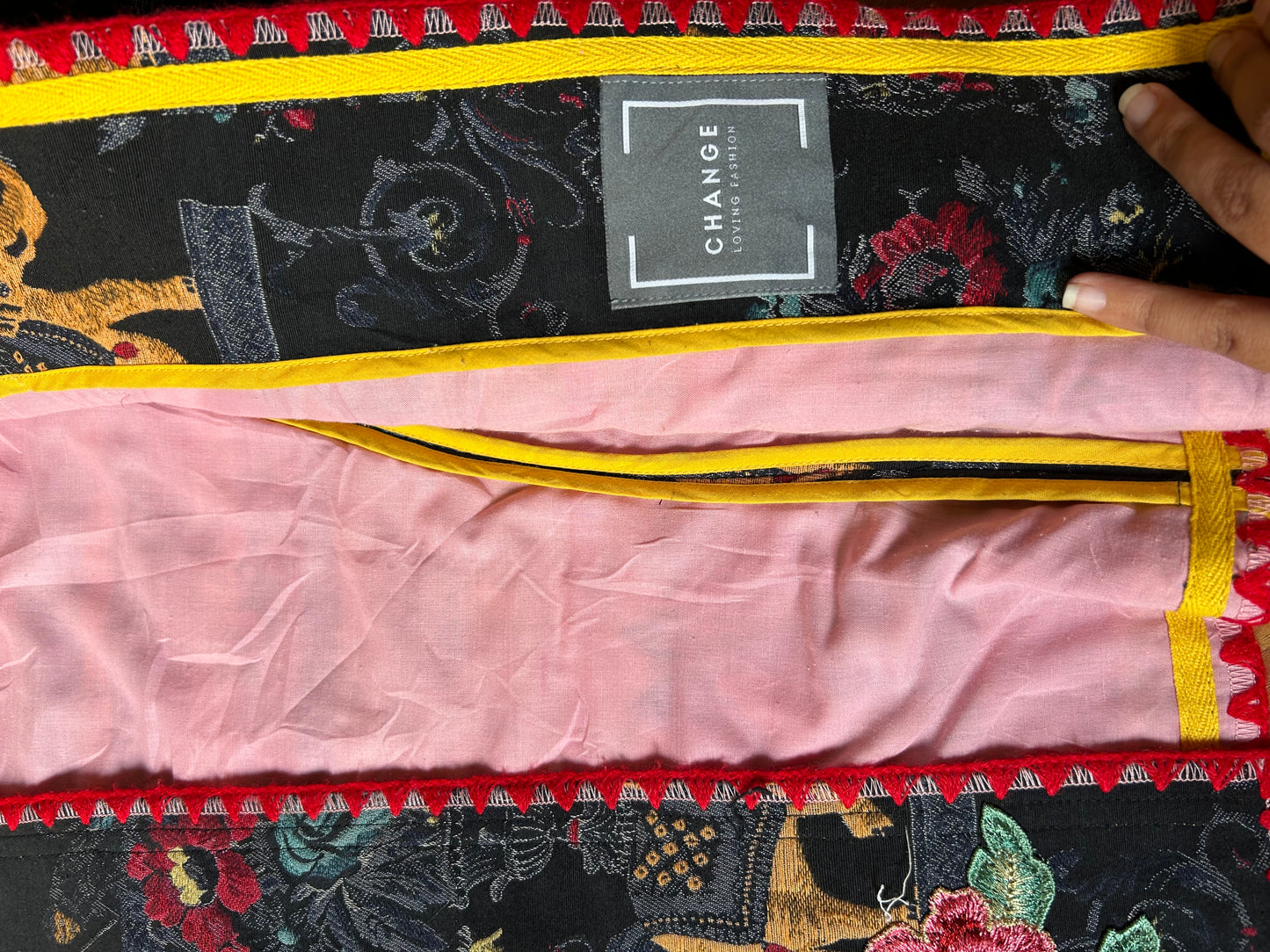 Change Vintage Front Open Shaket