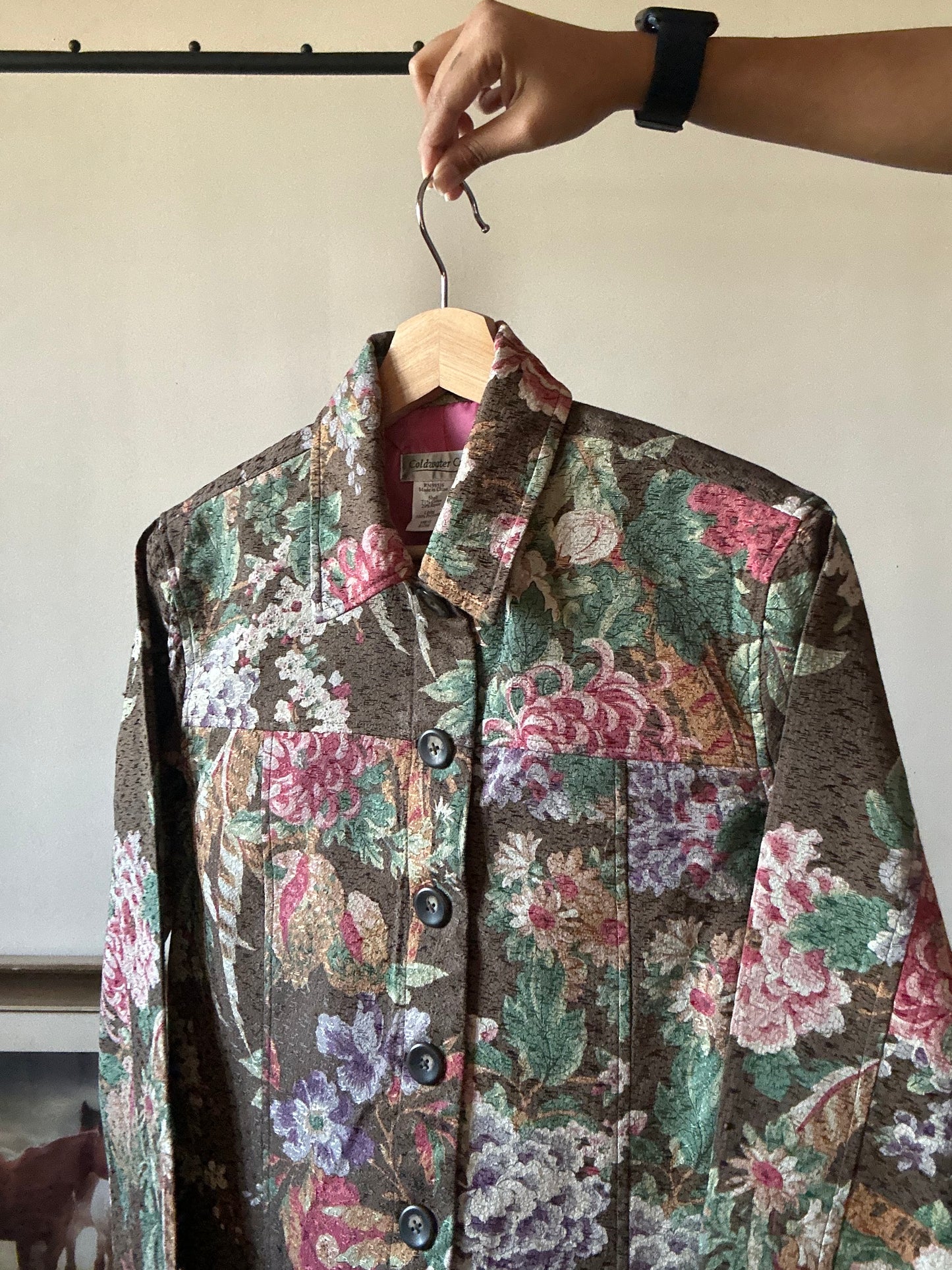 Coldwater Creek Floral Textured Vintage Shaket