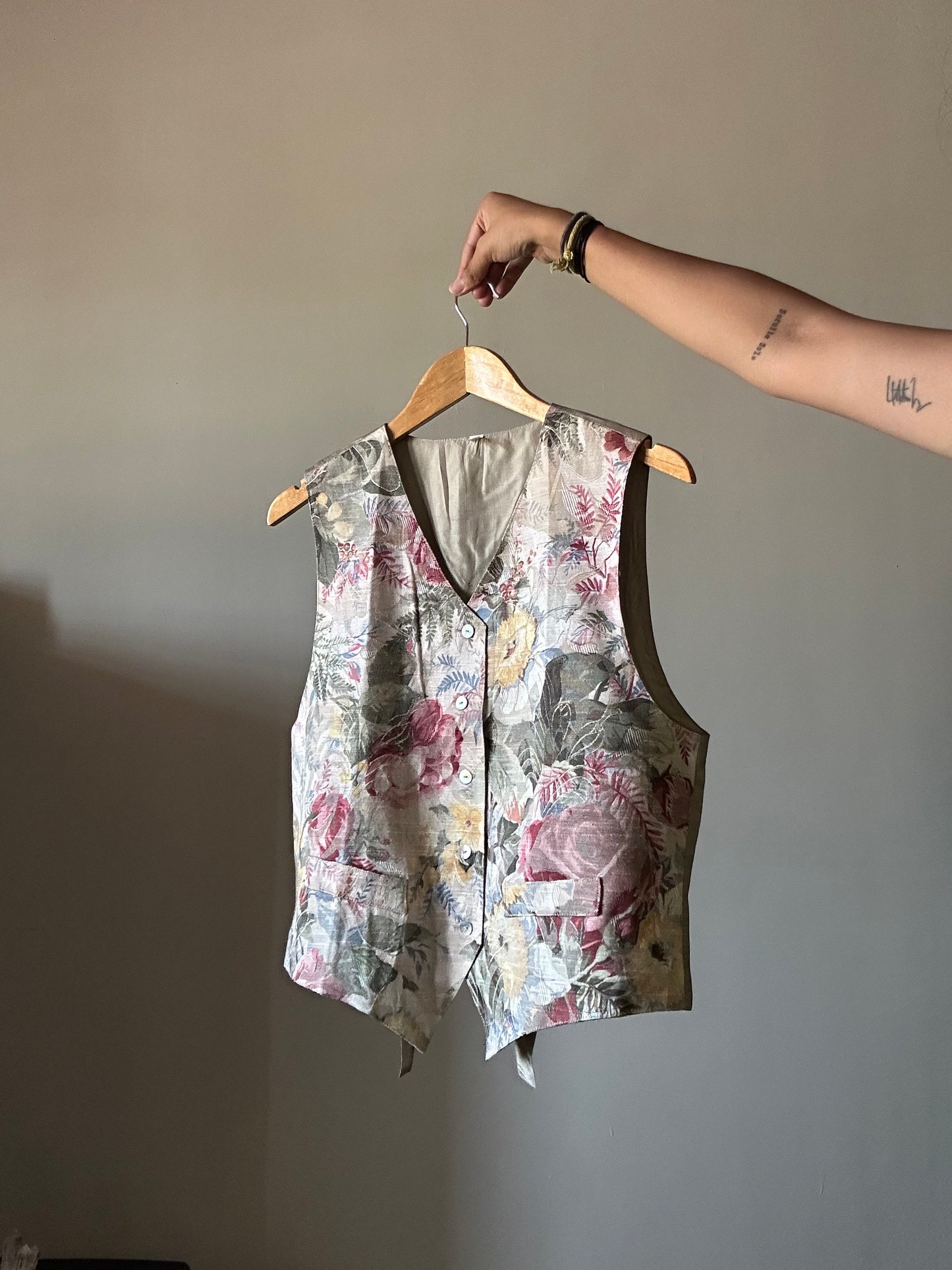 Vintage Textured and Water Colour Print Floral Vest