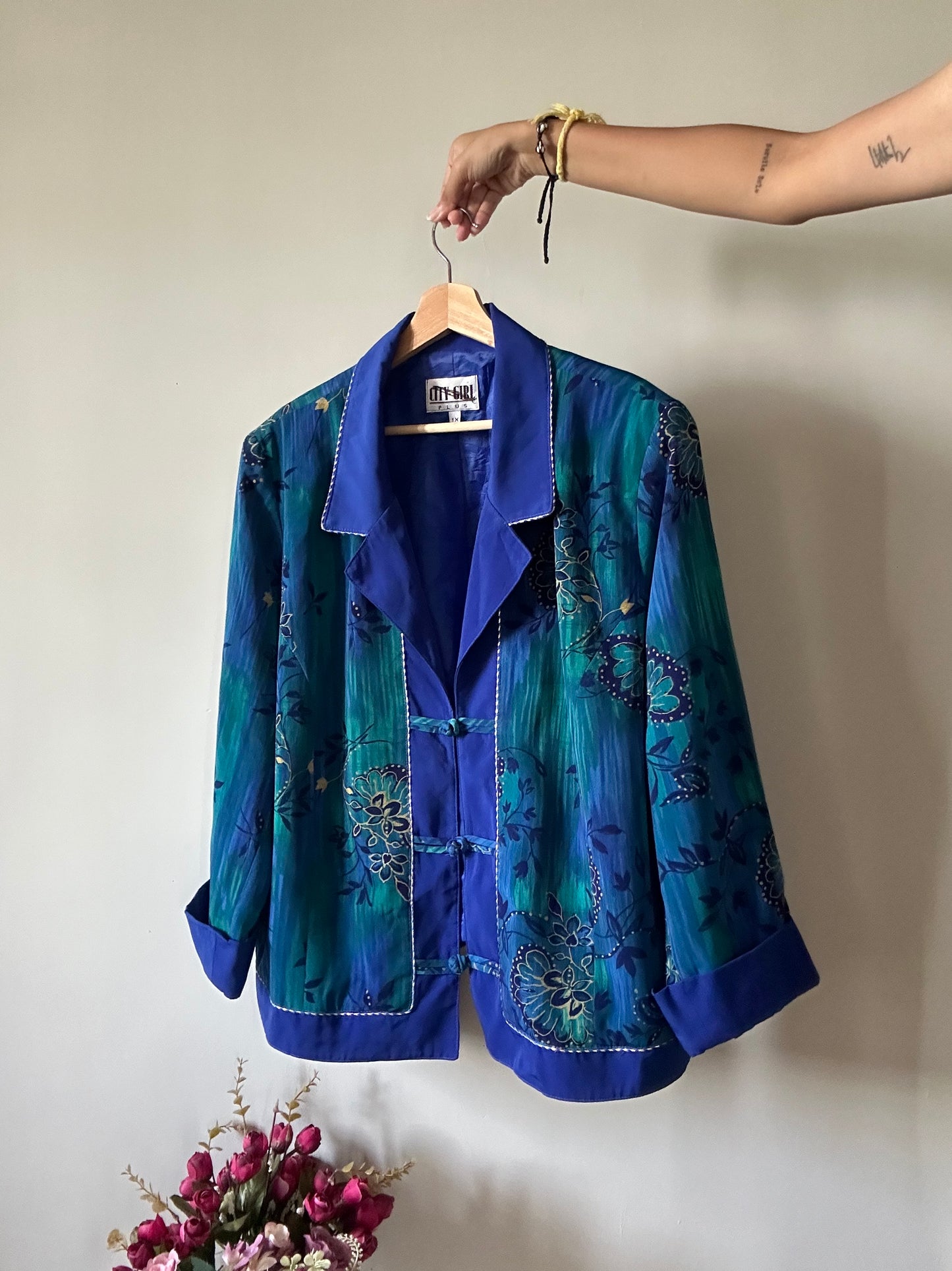 City Girl Vintage Floral Print Shaket