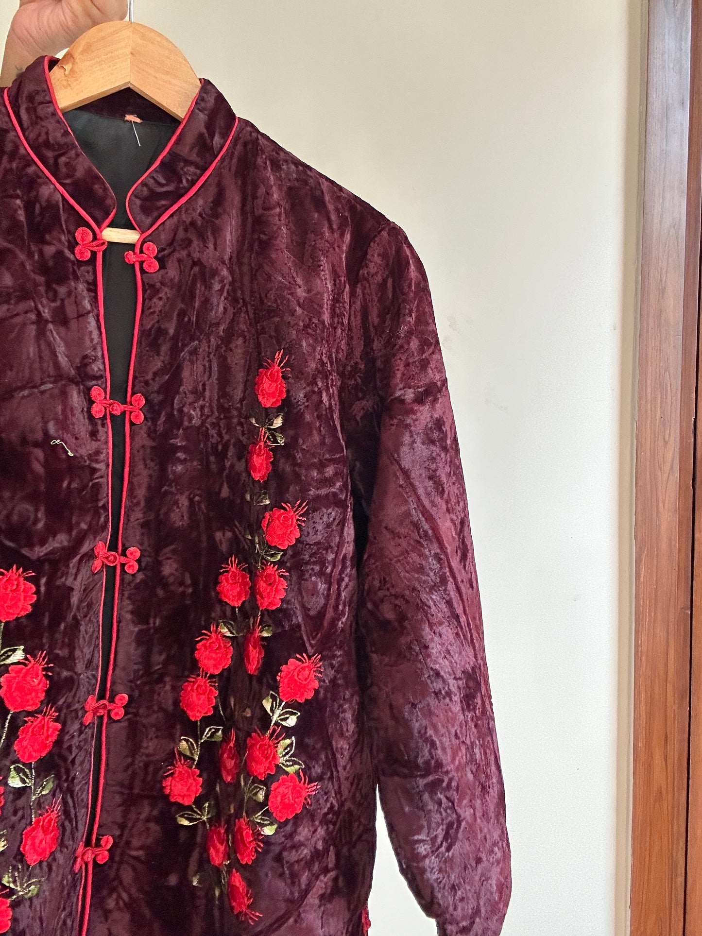 Vintage Chinese Style Velvet Shaket
