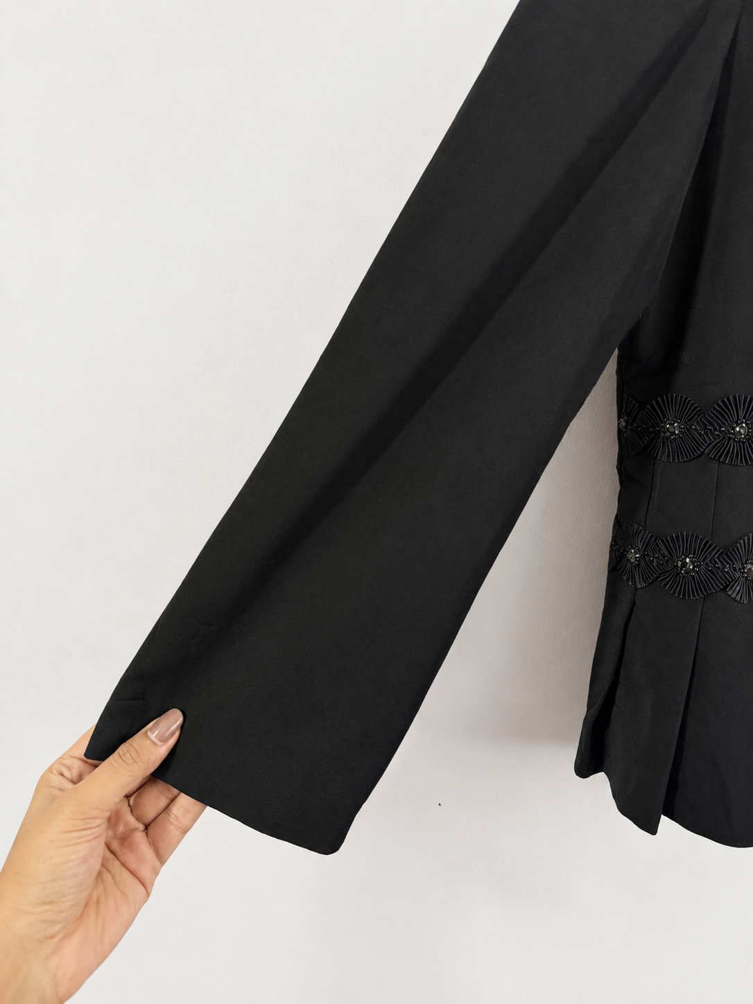 Nina Massini Vintage Black Embellished Pleated Blazer