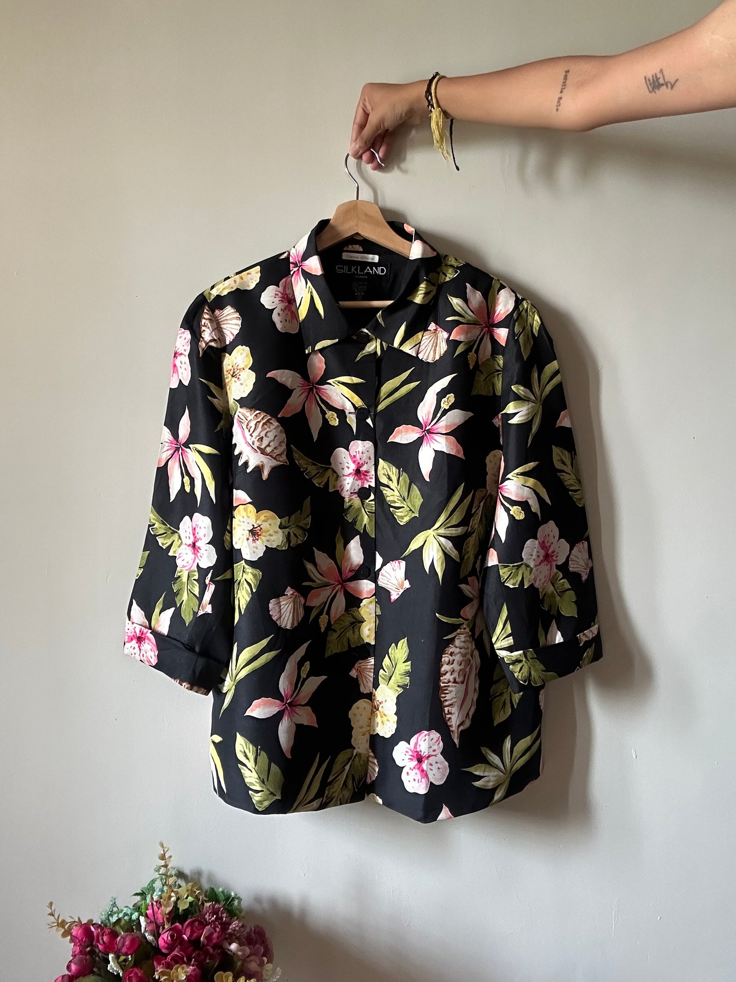 Vintage Silkland Floral Shaket