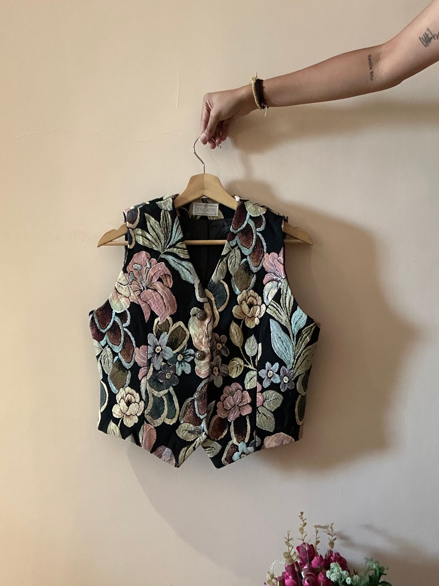 Vintage Doncaster Jacquard Floral Vest