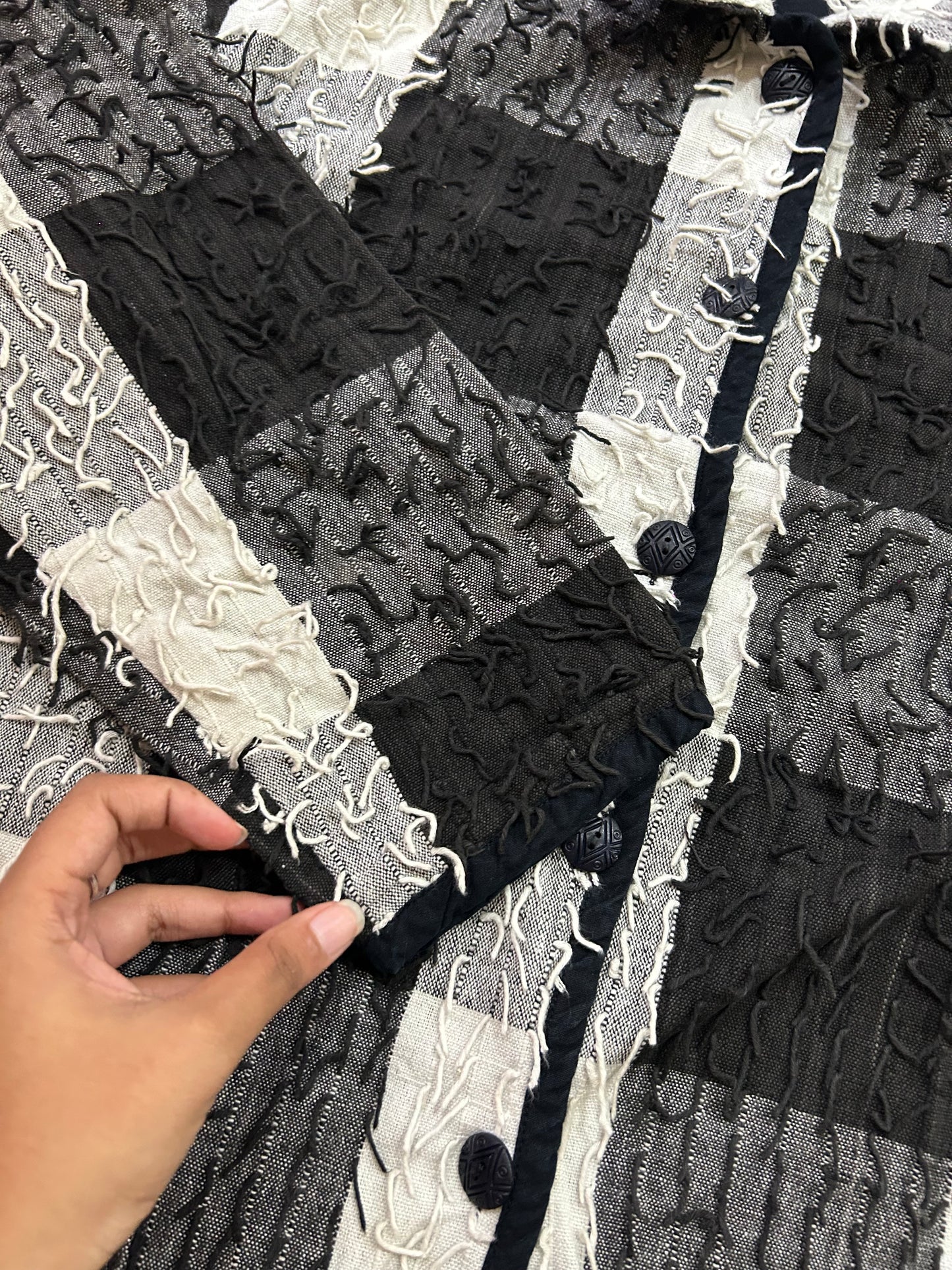 Vintage Island Scene Shaket