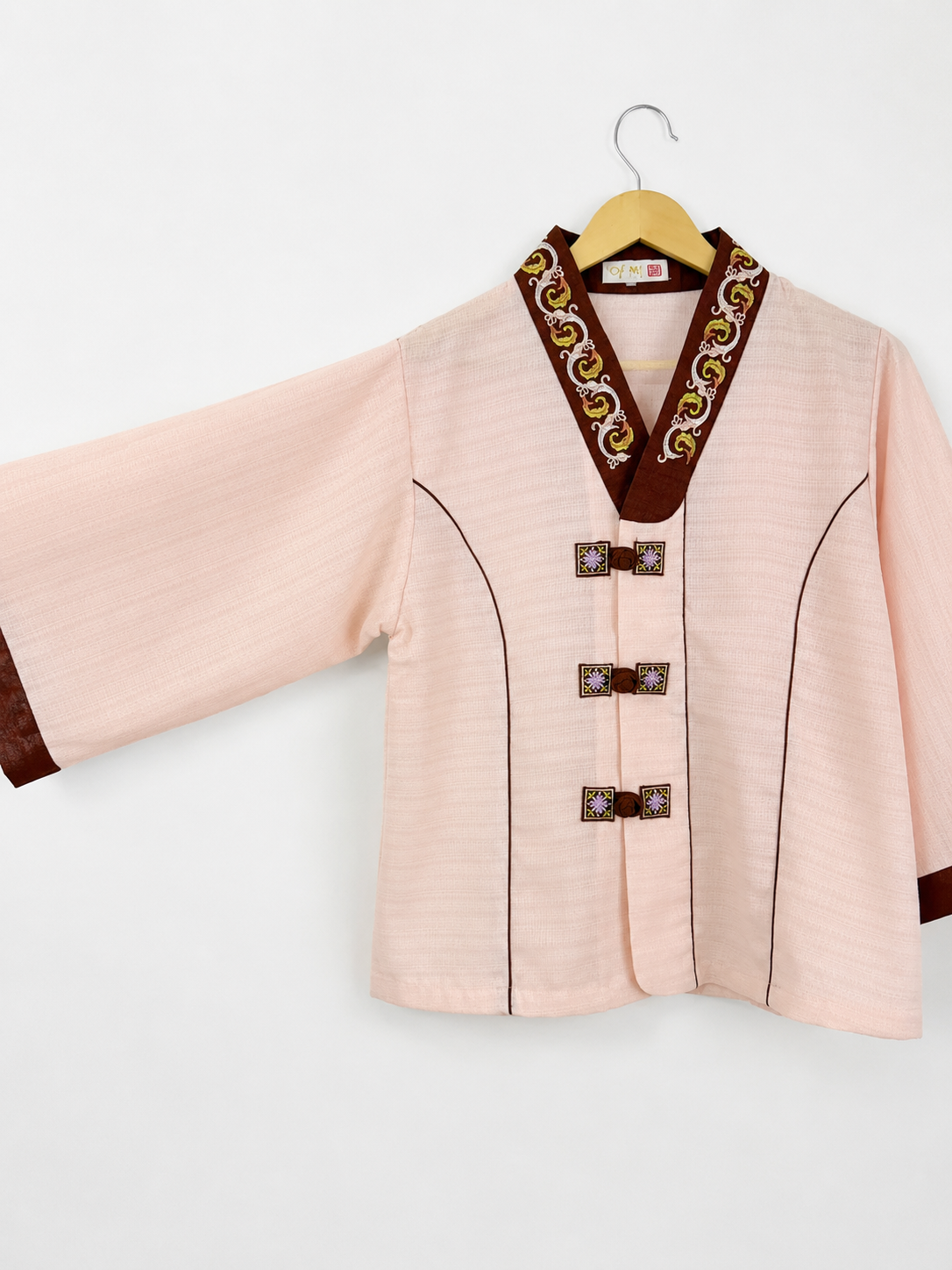Vintage Women’s Blush Pink Embroidered Kimono Jacket