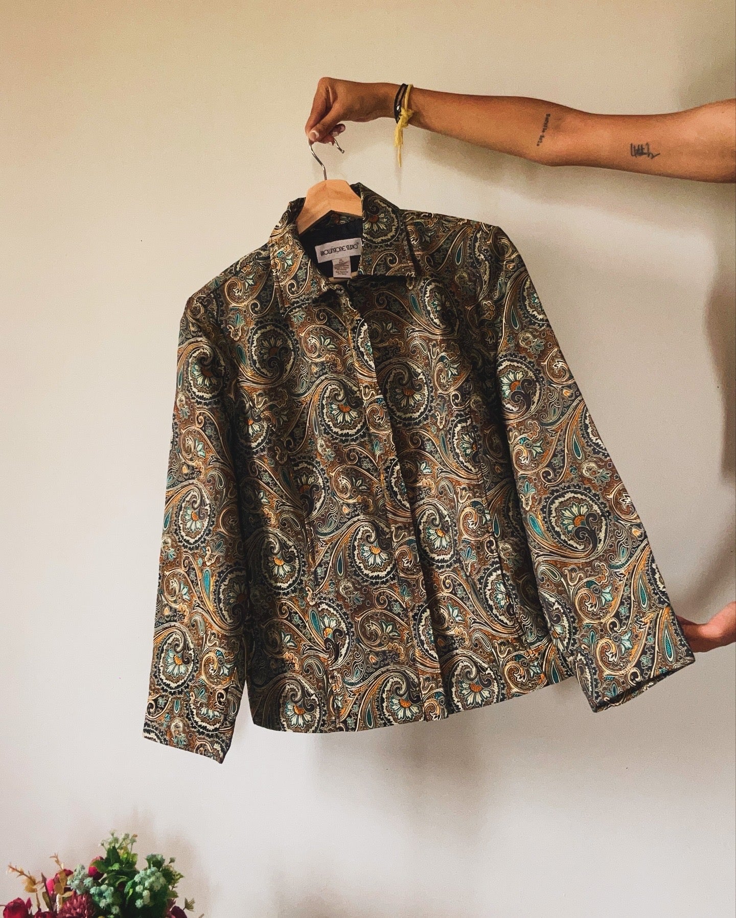 Brown Stone Studio Vintage Embroidered Zipper Shaket