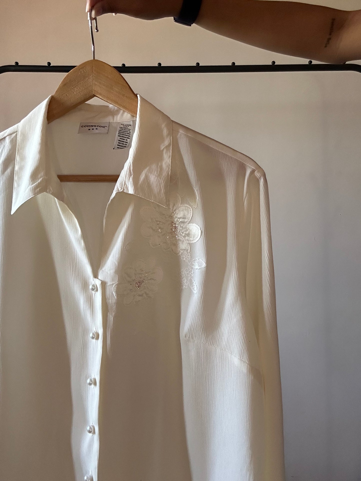Covington Vintage Front Embroidery Shirt
