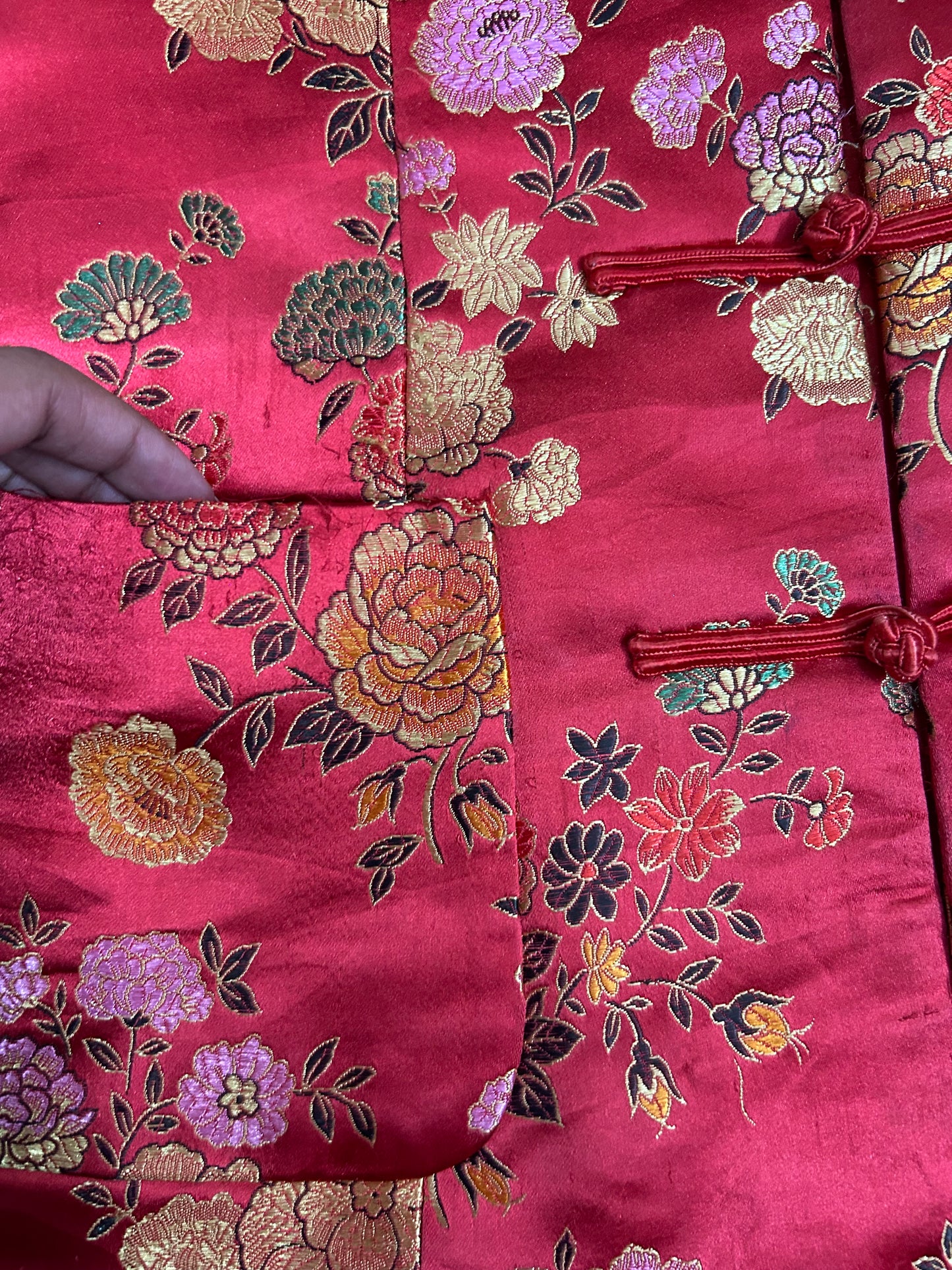 Vintage Chinese Brocade Frog Button Shaket