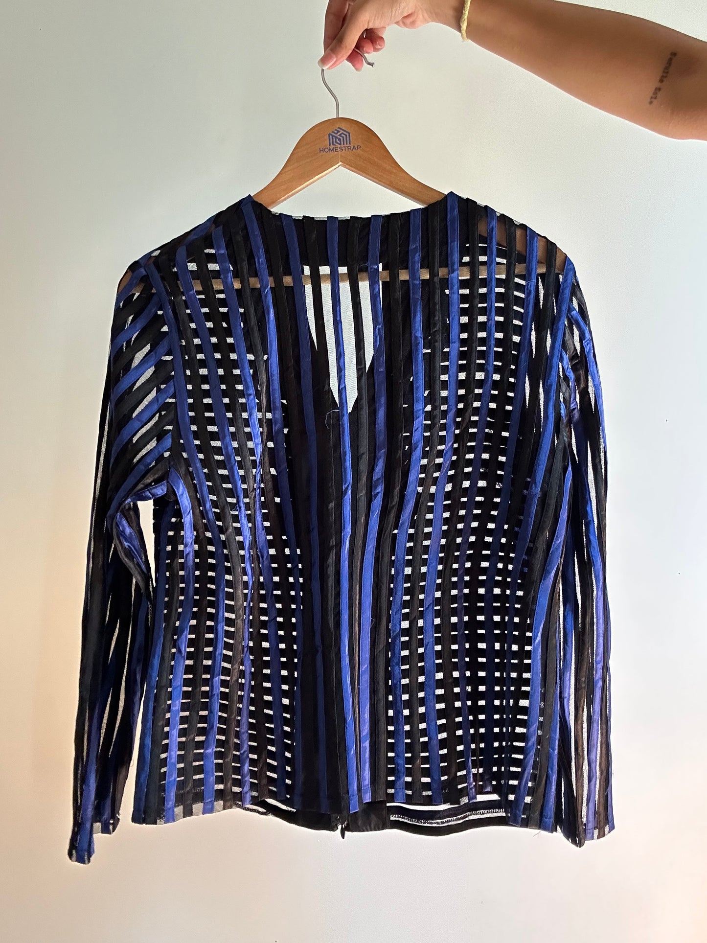 Vintage Sheer Shaket With Roses