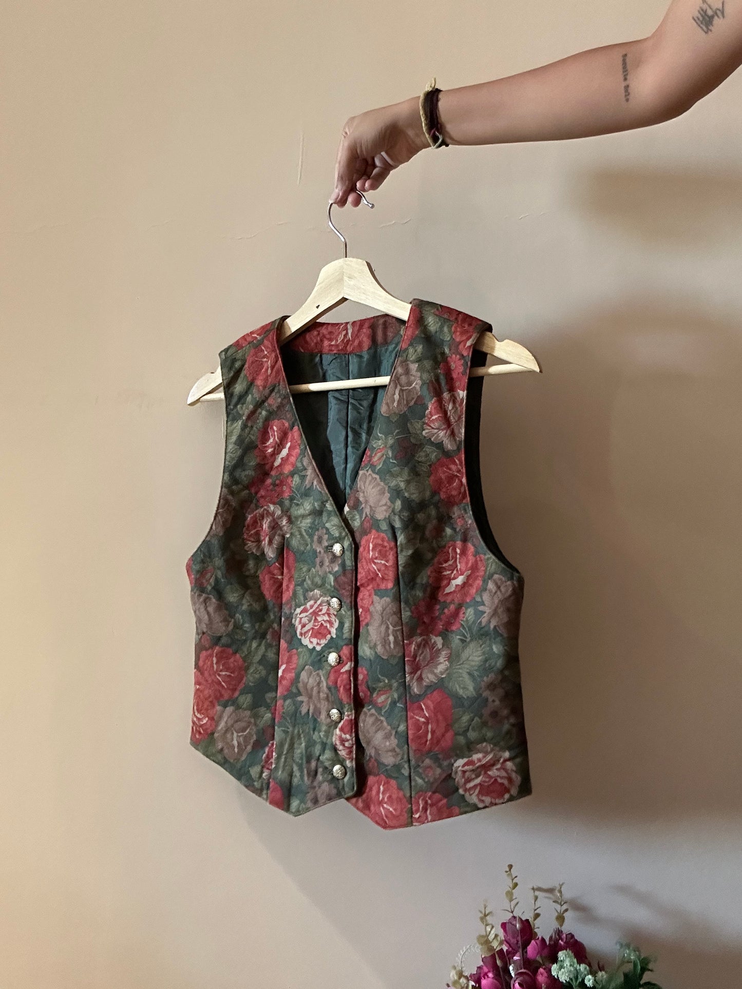 Vintage British Floral Quilt Diamond Design Vest
