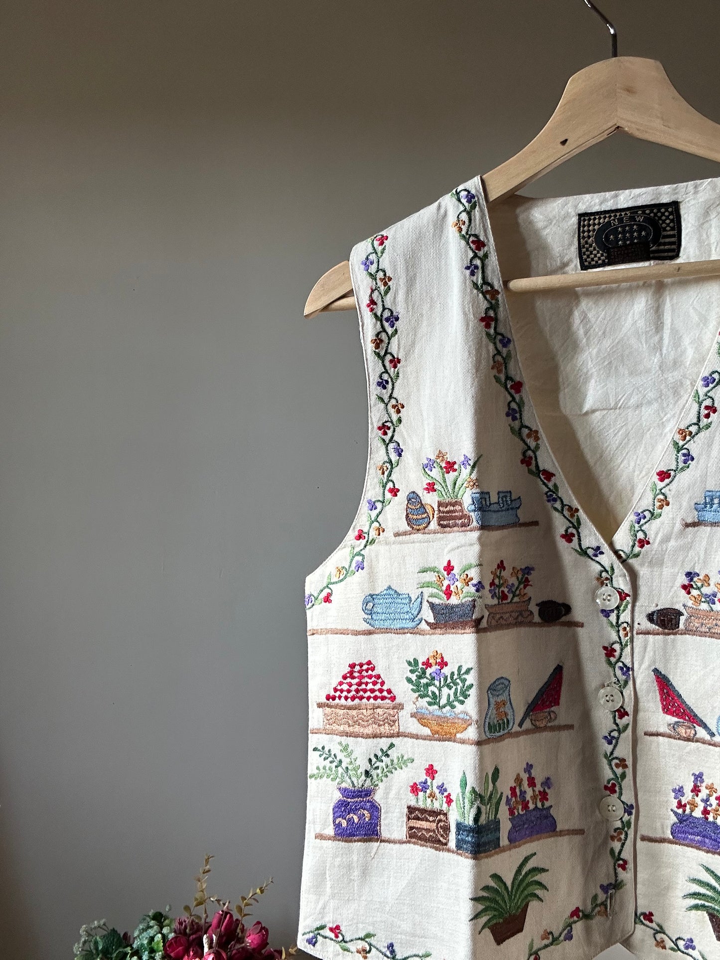 New Directions Vintage All Embroidered Sweet Home Vest