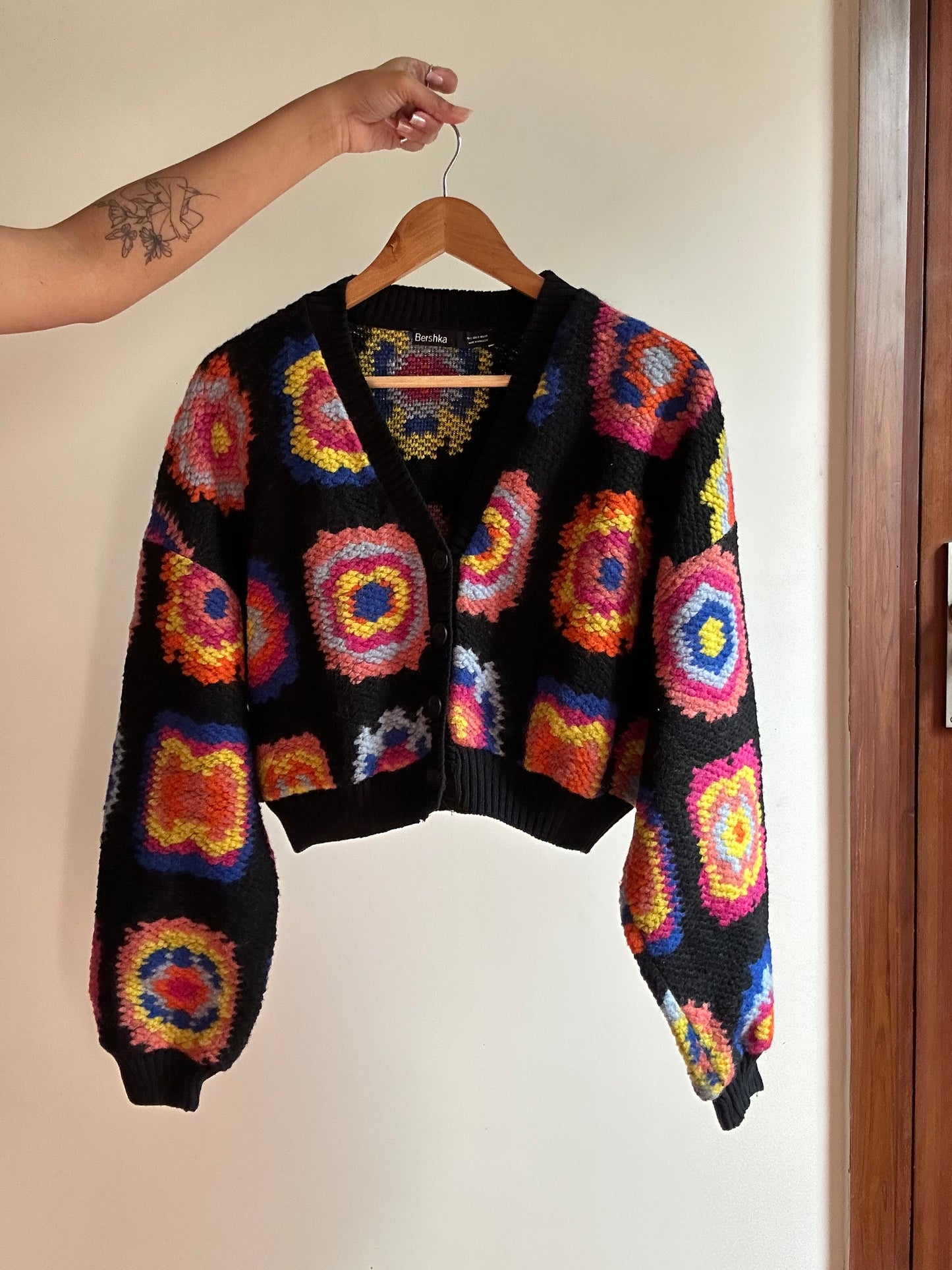 Bershka Weaved Knit Cropped Cardigan