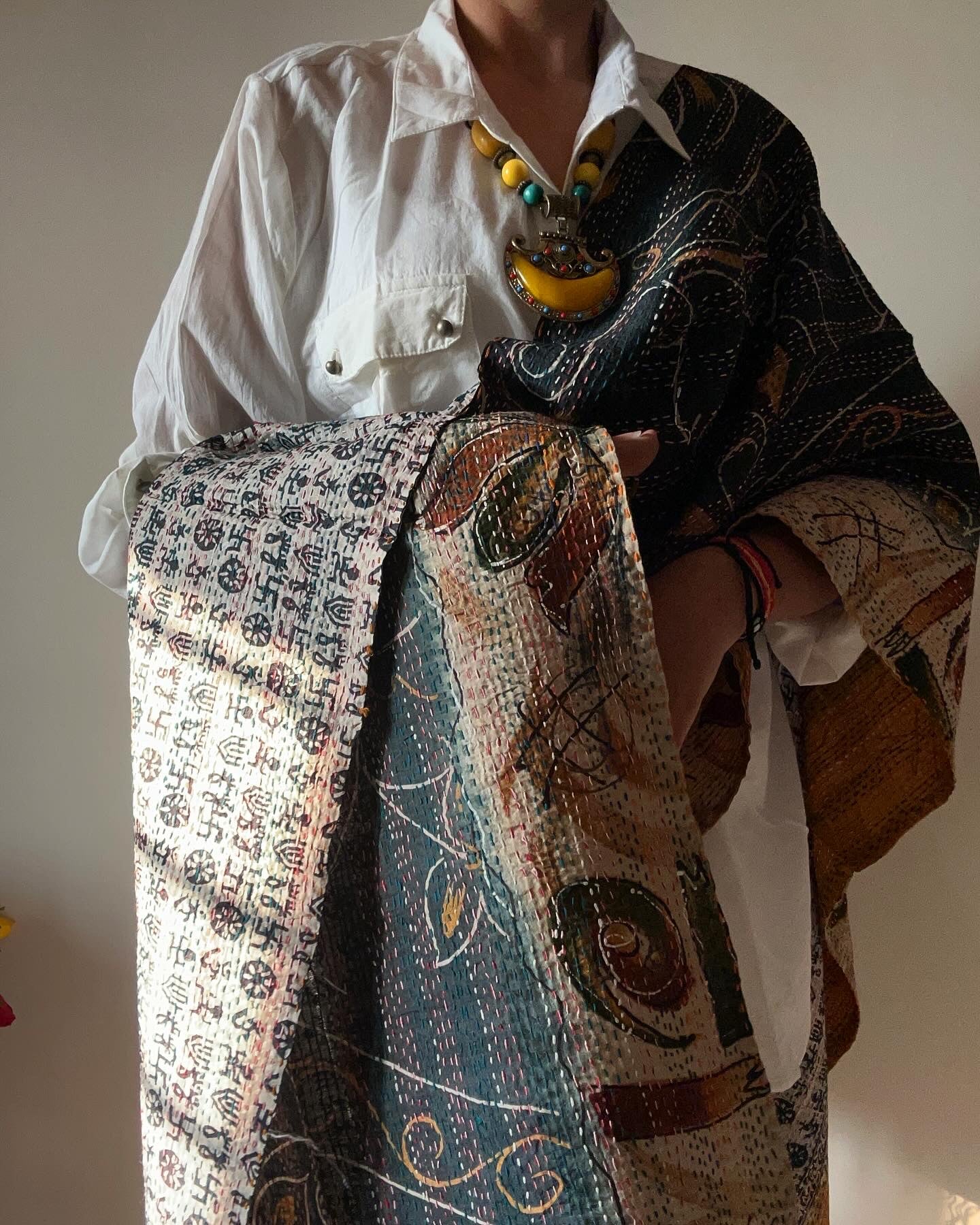Abstract Multi Print Traditional Reversible Stole