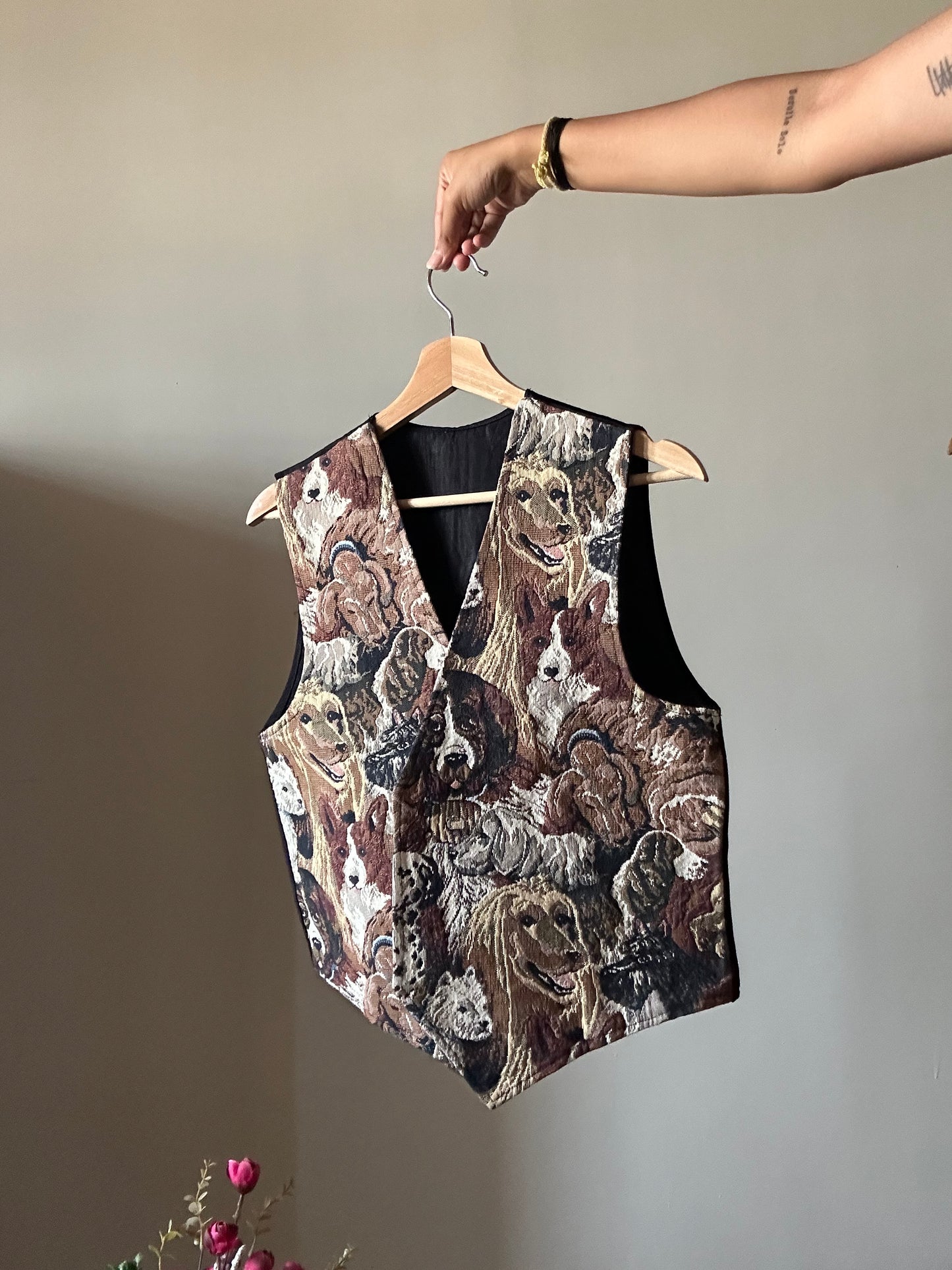 Vintage Doggu Weaved Vest
