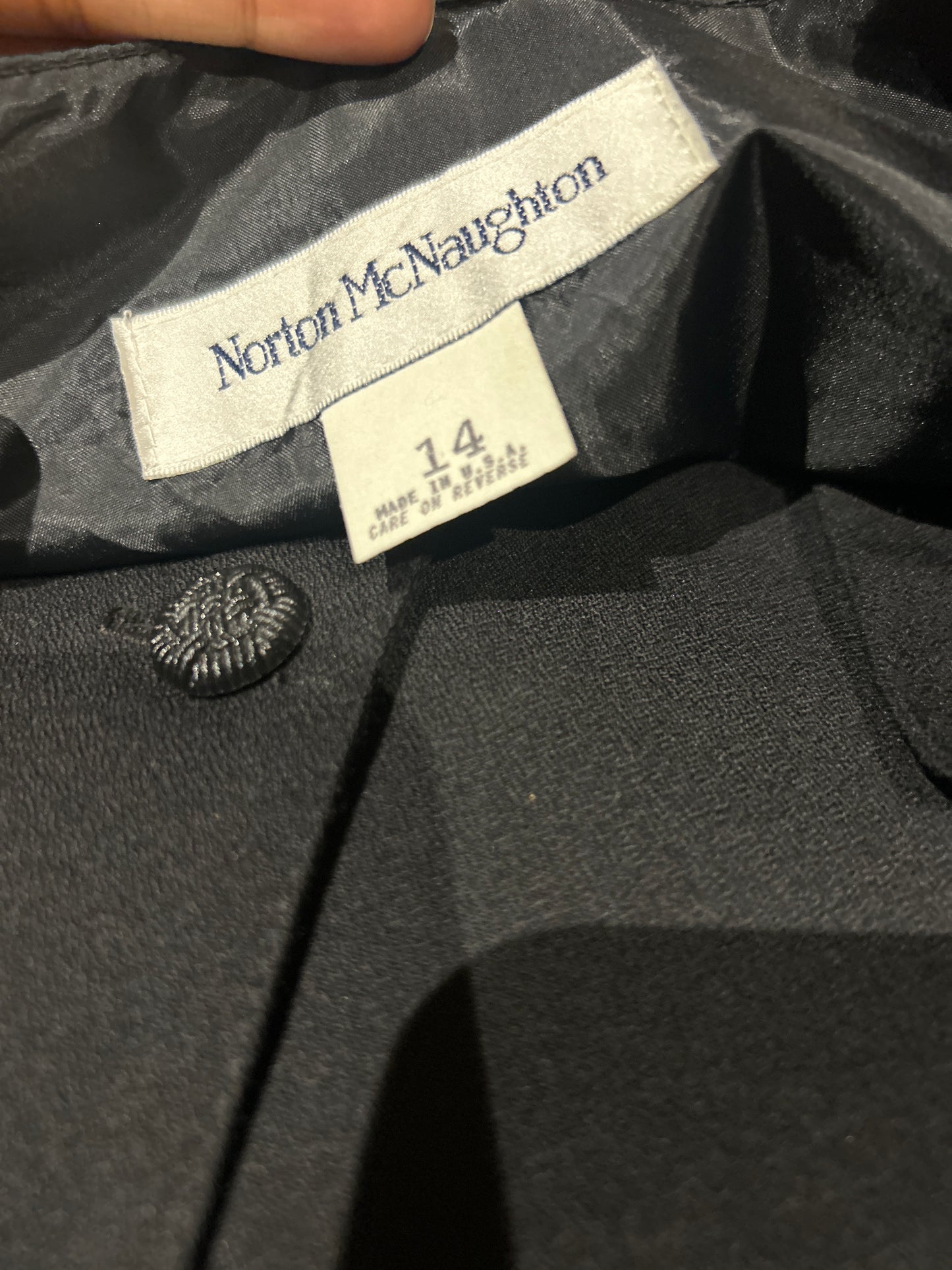 Norton McNaughton Vintage 3D Print Detail Vest