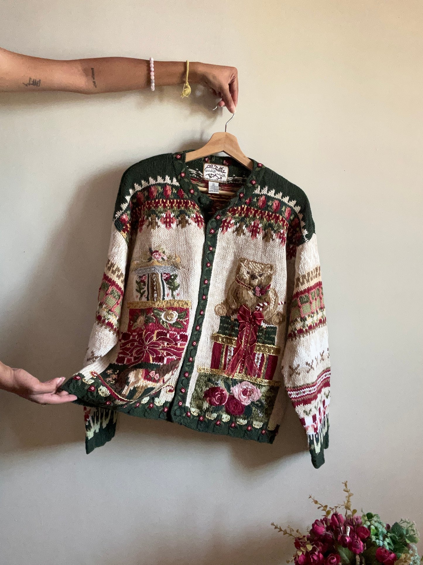 Vintage Heirloom Collectables Happy Gift Knit Cardigan