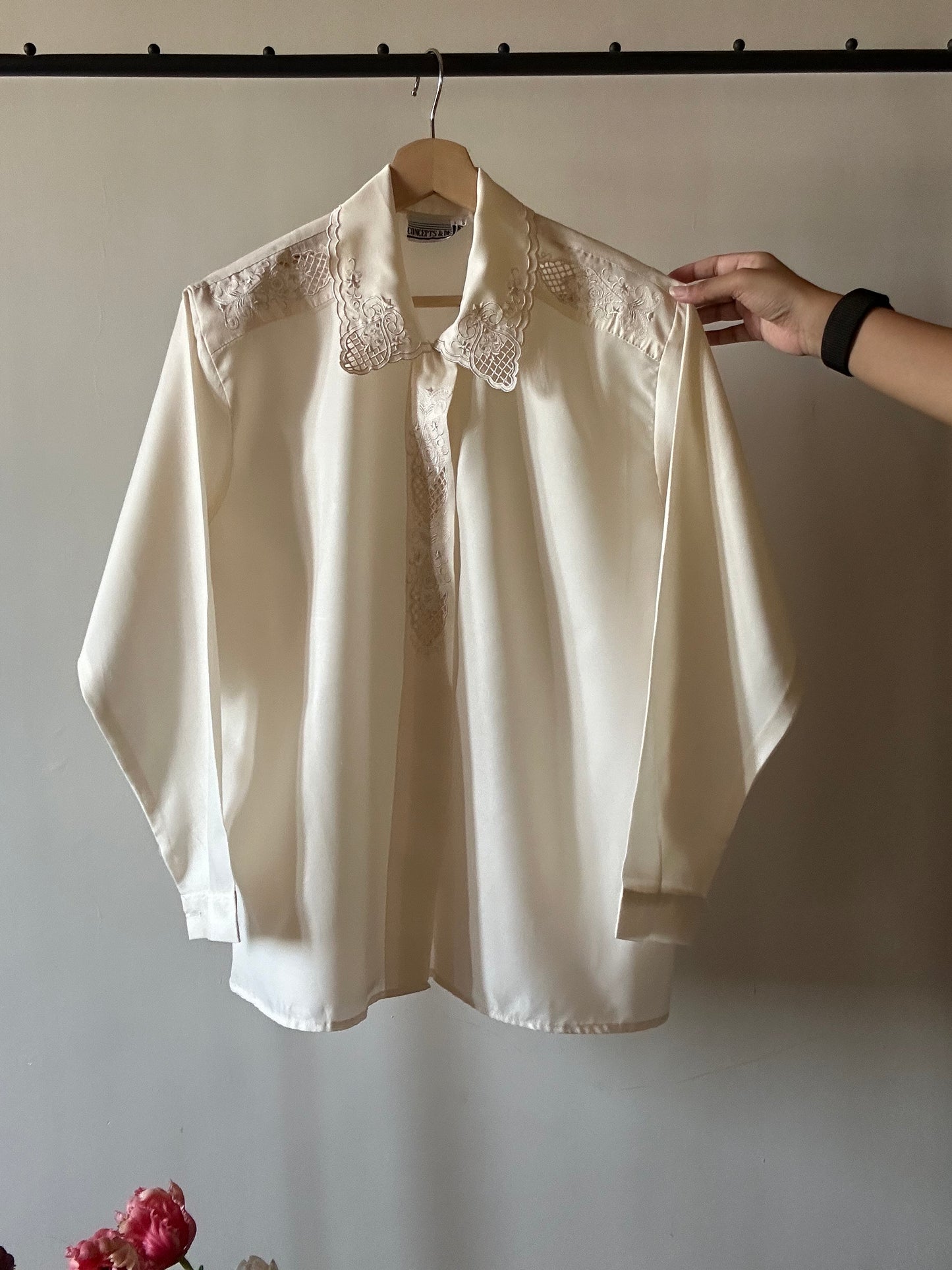 Cream Pinkish Laser Design Embroidery Detail Vintage Shirt
