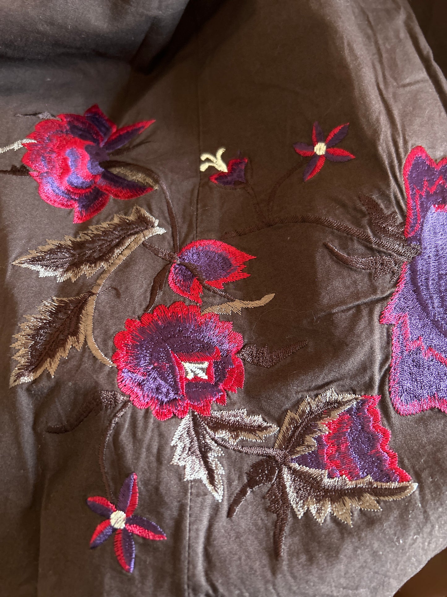 RW&CO. Vintage Embroidered Skirt With Side Zipper