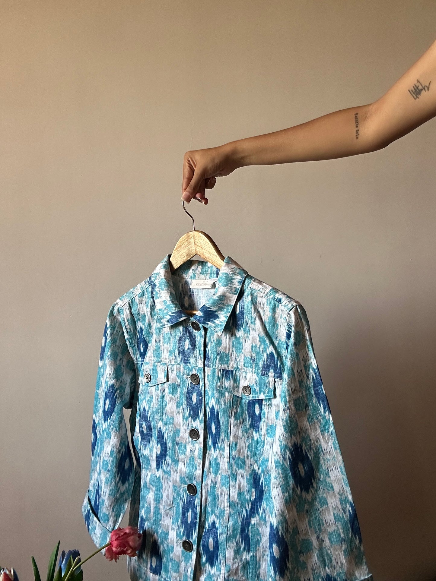 Chico’s Vintage Printed Shaket With Shimmer
