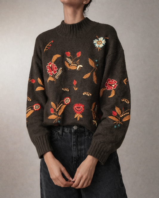 Vintage Clinche Knit Embroidered Pullover