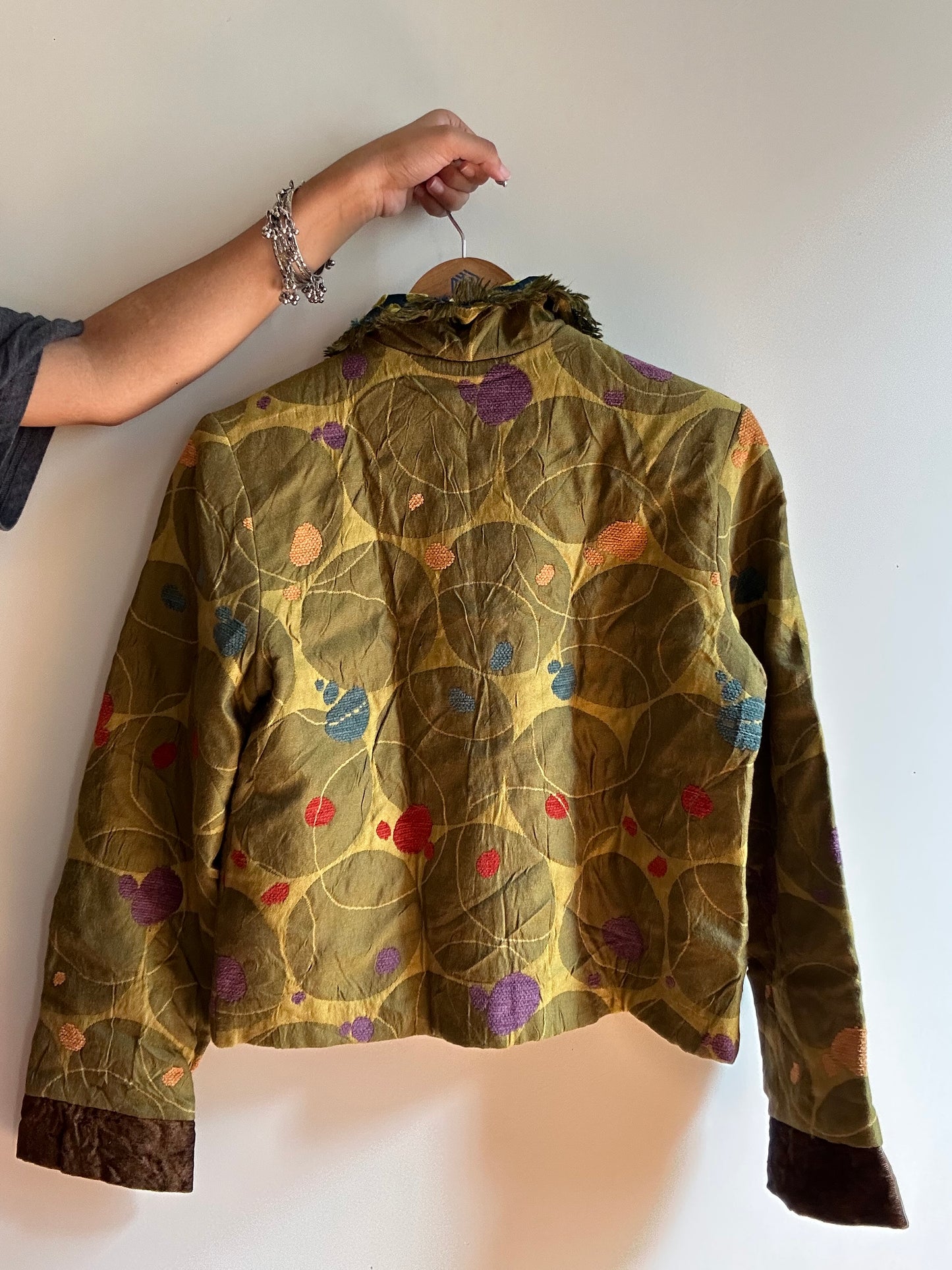 Vintage Lilly Hill Shaket