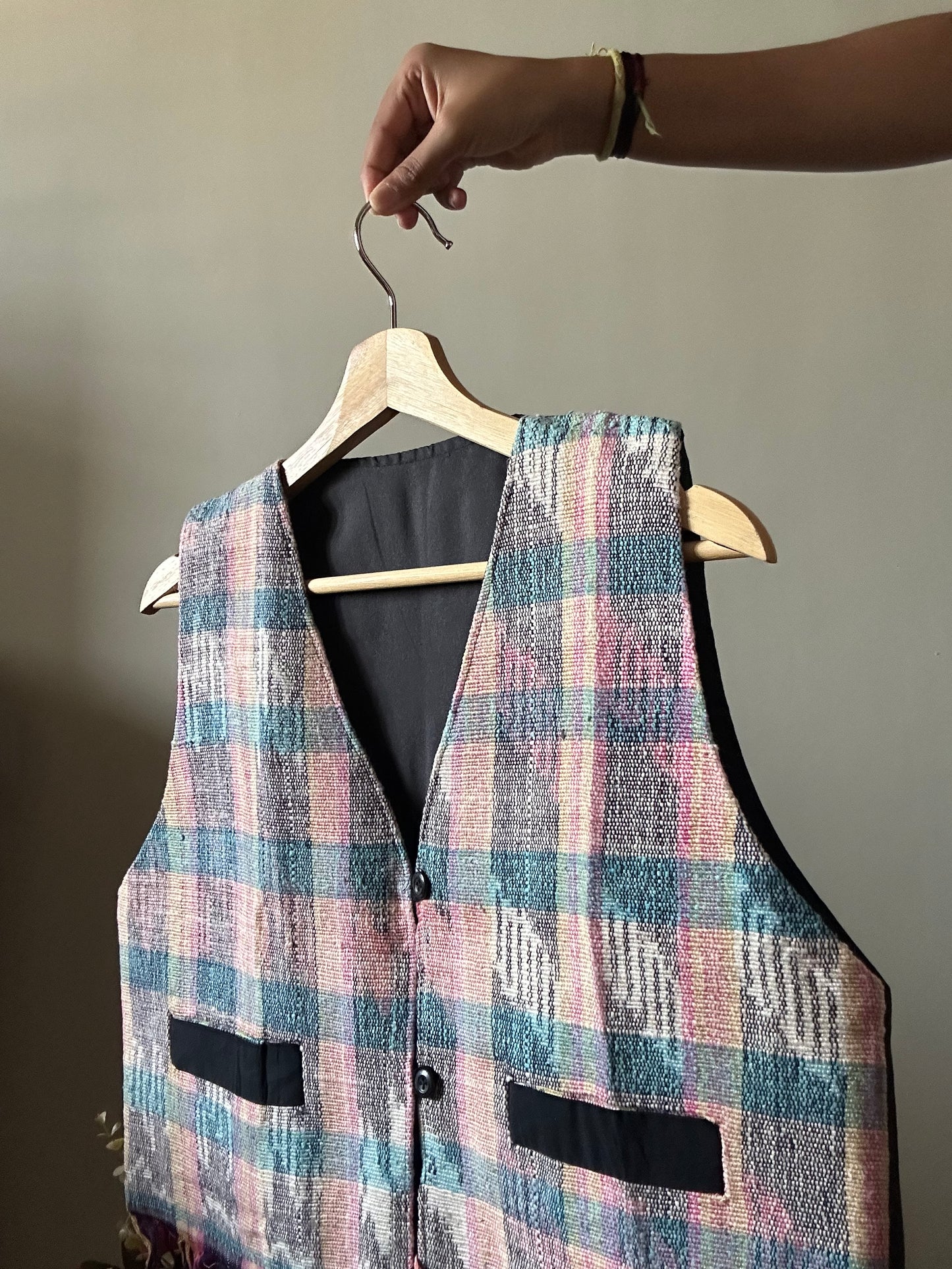 Vintage All Weaved Vest