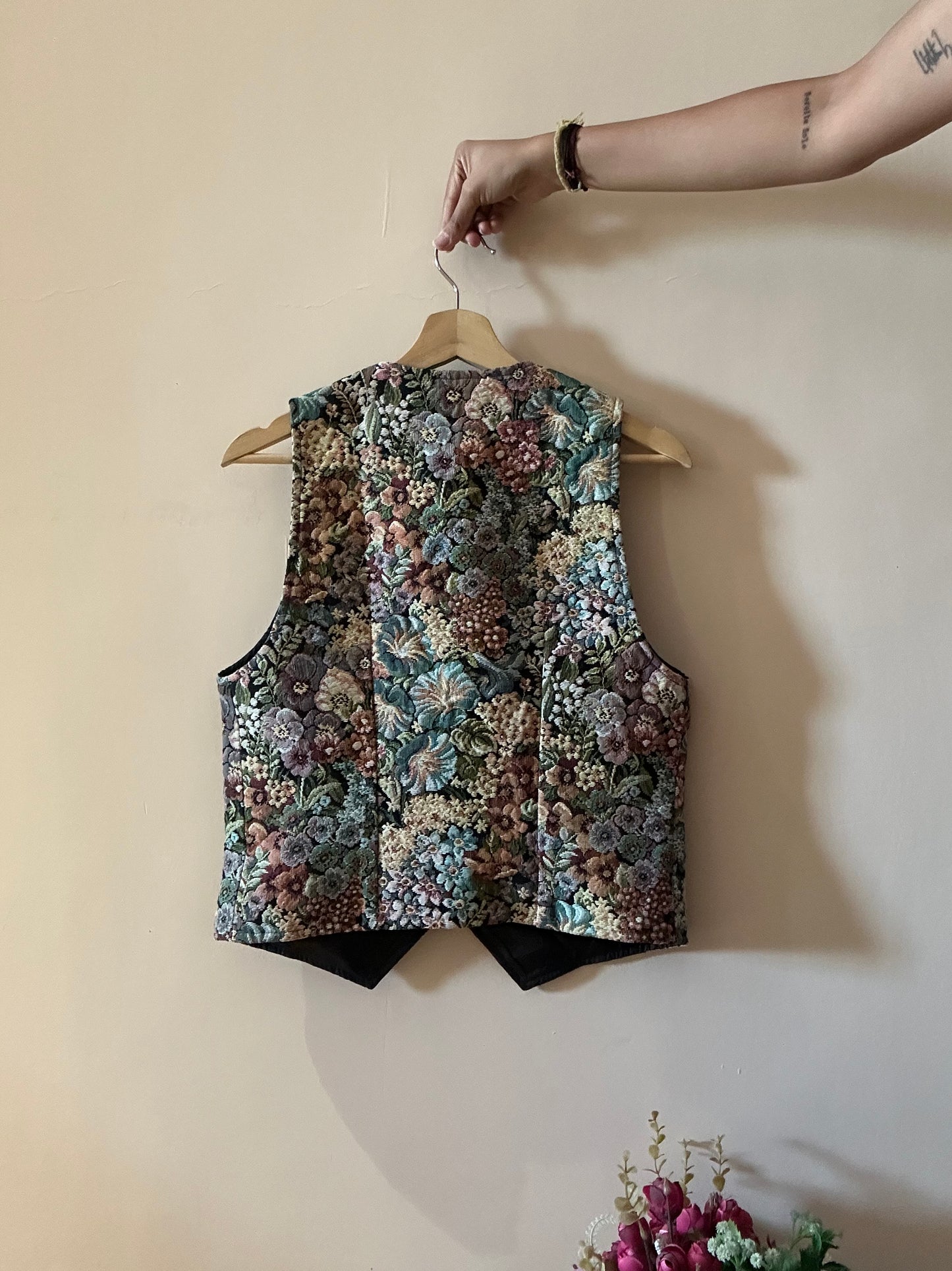 Vintage Floral Jacquard Vest