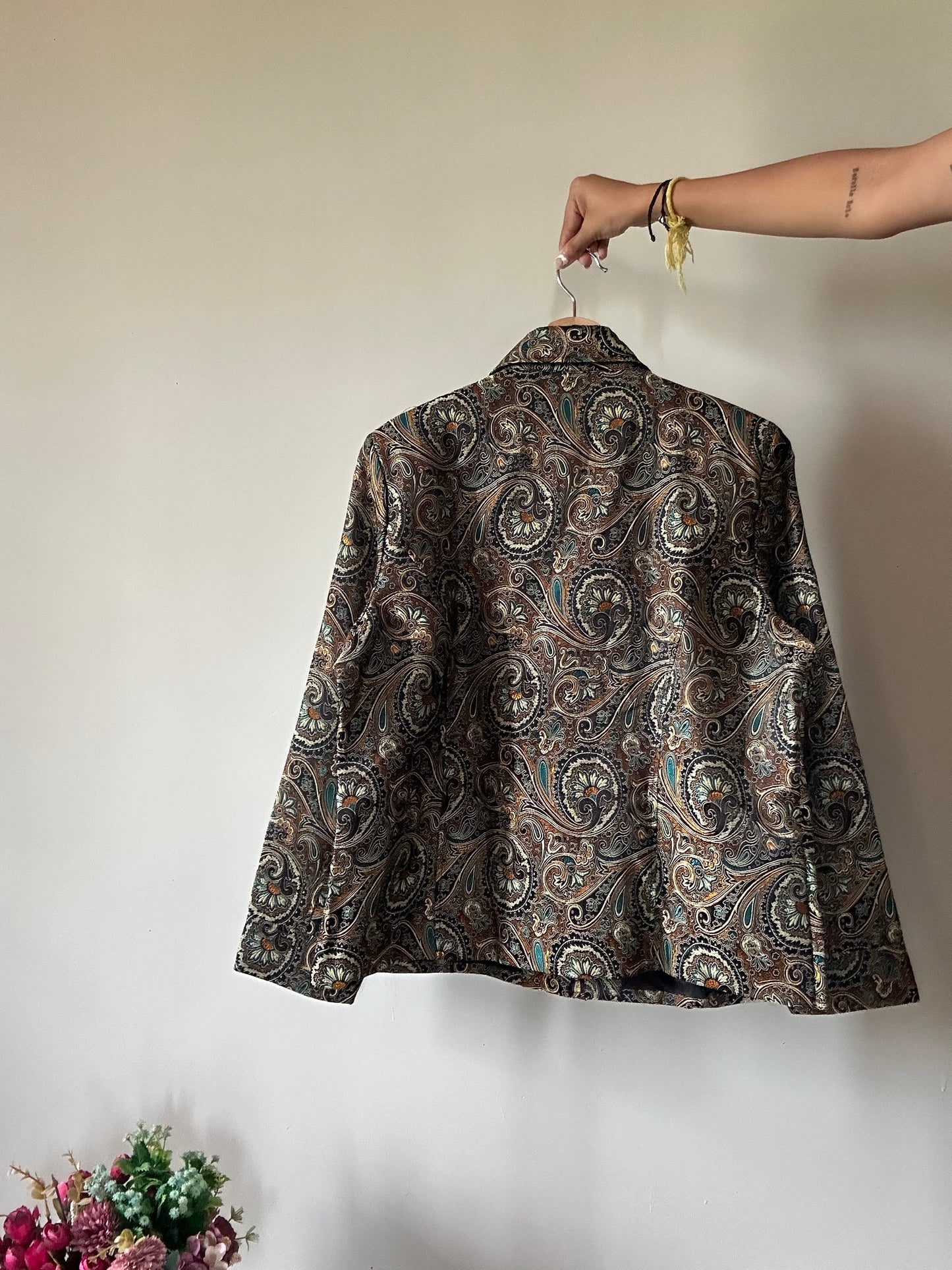 Brown Stone Studio Vintage Embroidered Zipper Shaket
