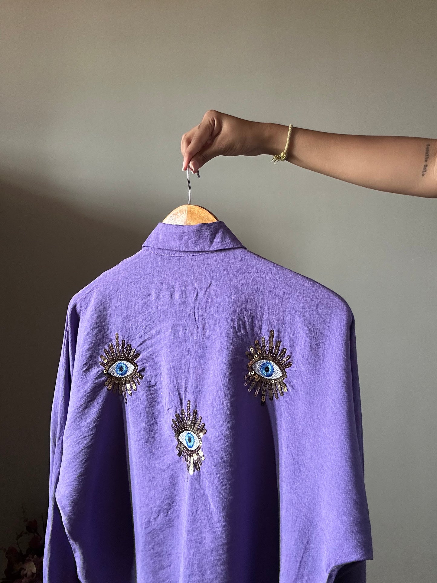 Vintage Embroidered Shirt With Front Knot