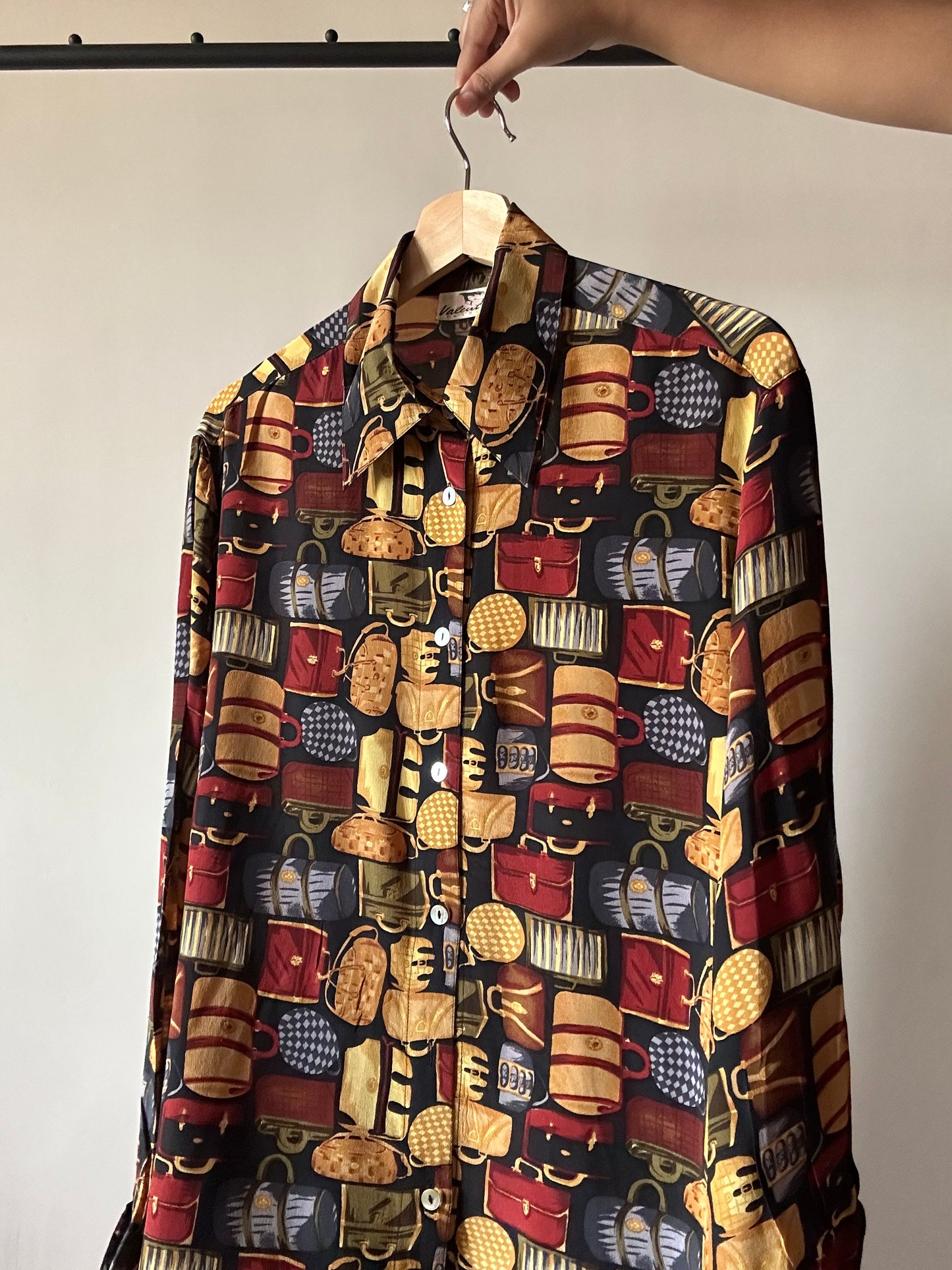 Silk Vintage Shirt With Bags Print