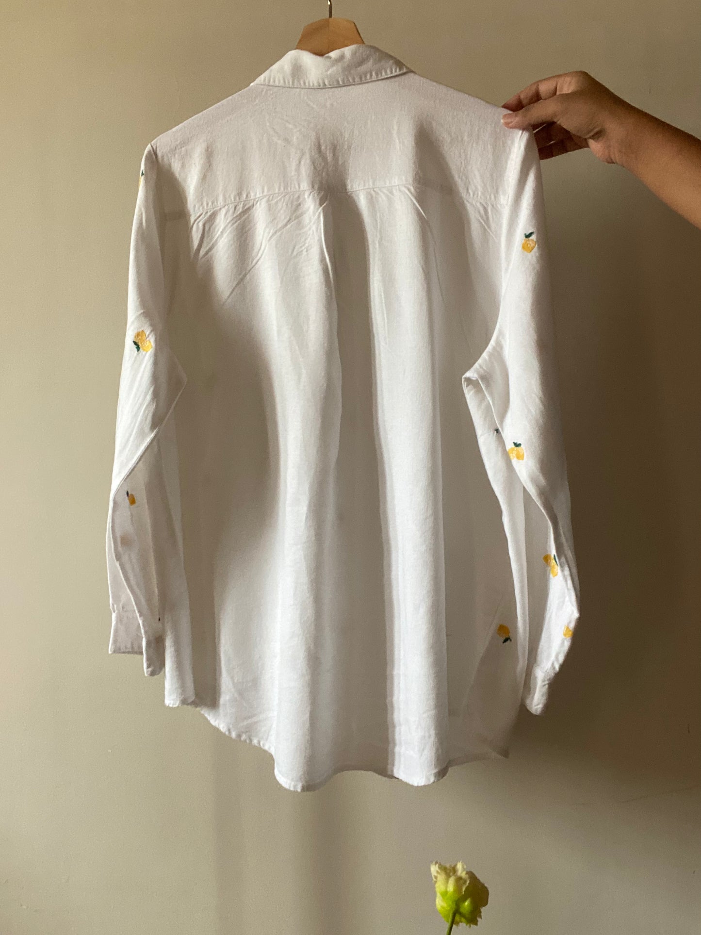 White Lemon Embroidered Vintage Shirt