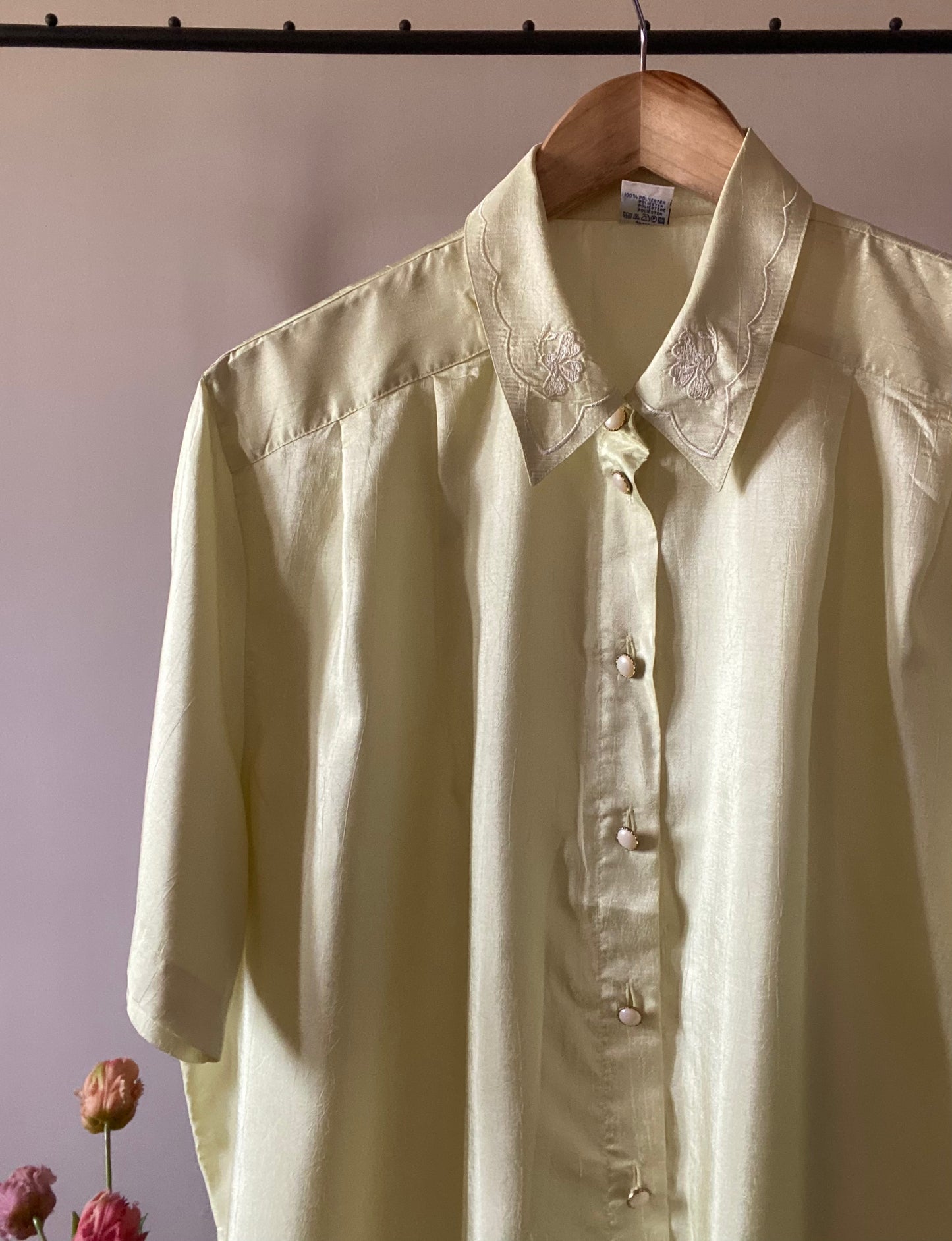 Embroidered Collar Detail Vintage Shirt