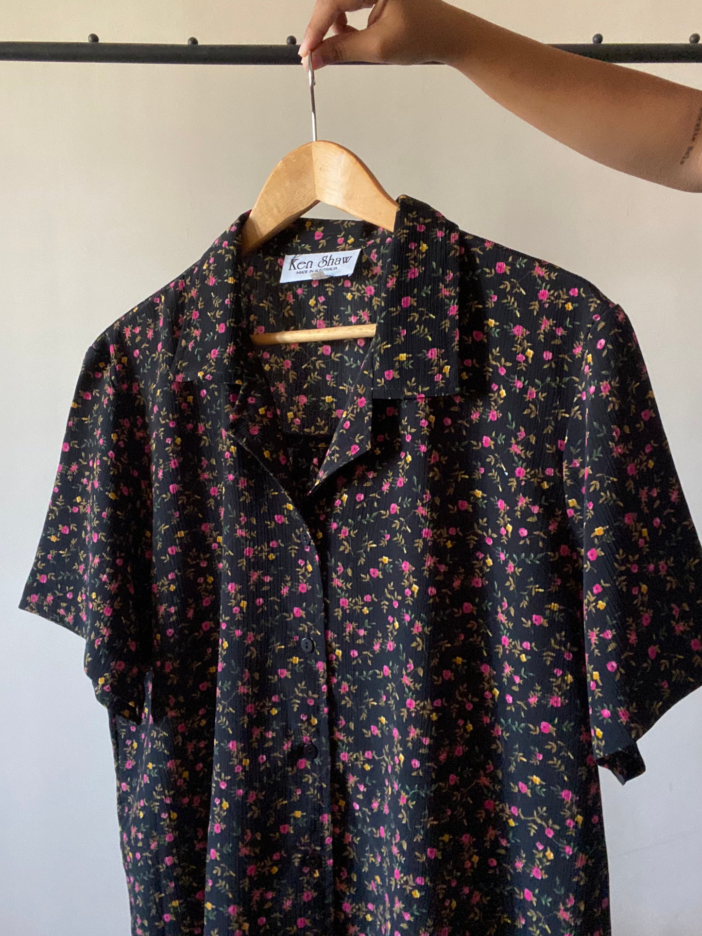 Crinkled Vintage Floral Print Shirt