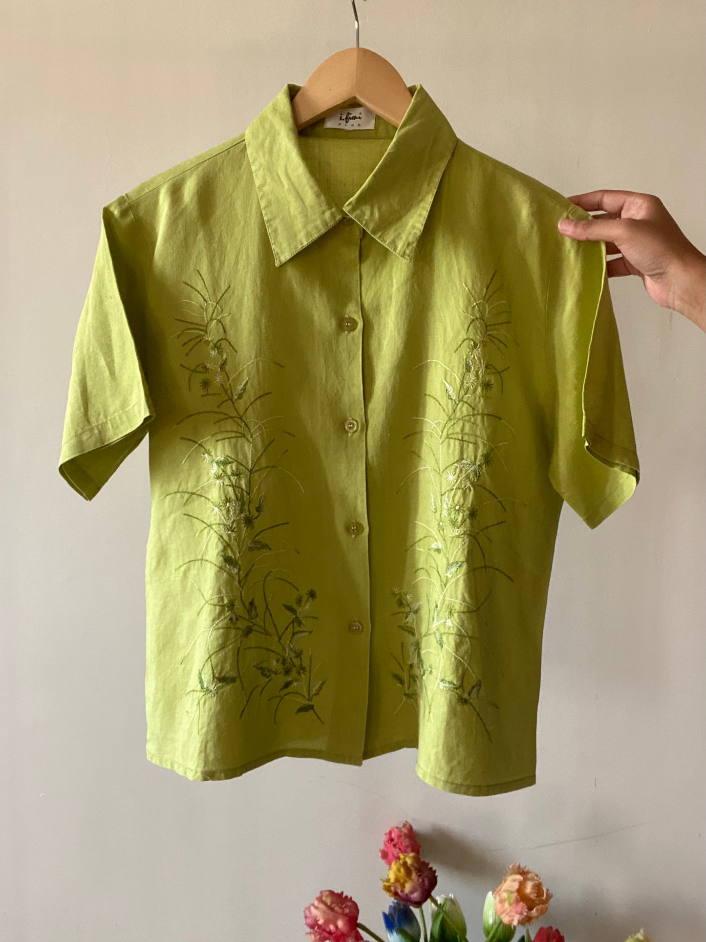 Leaf Embroidered Linen Vintage Shirt