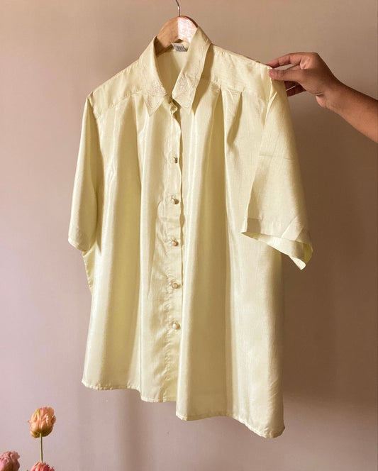 Embroidered Collar Detail Vintage Shirt