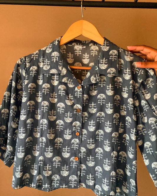 Grey Heritage Motif Inspired Print Cropped Shirt