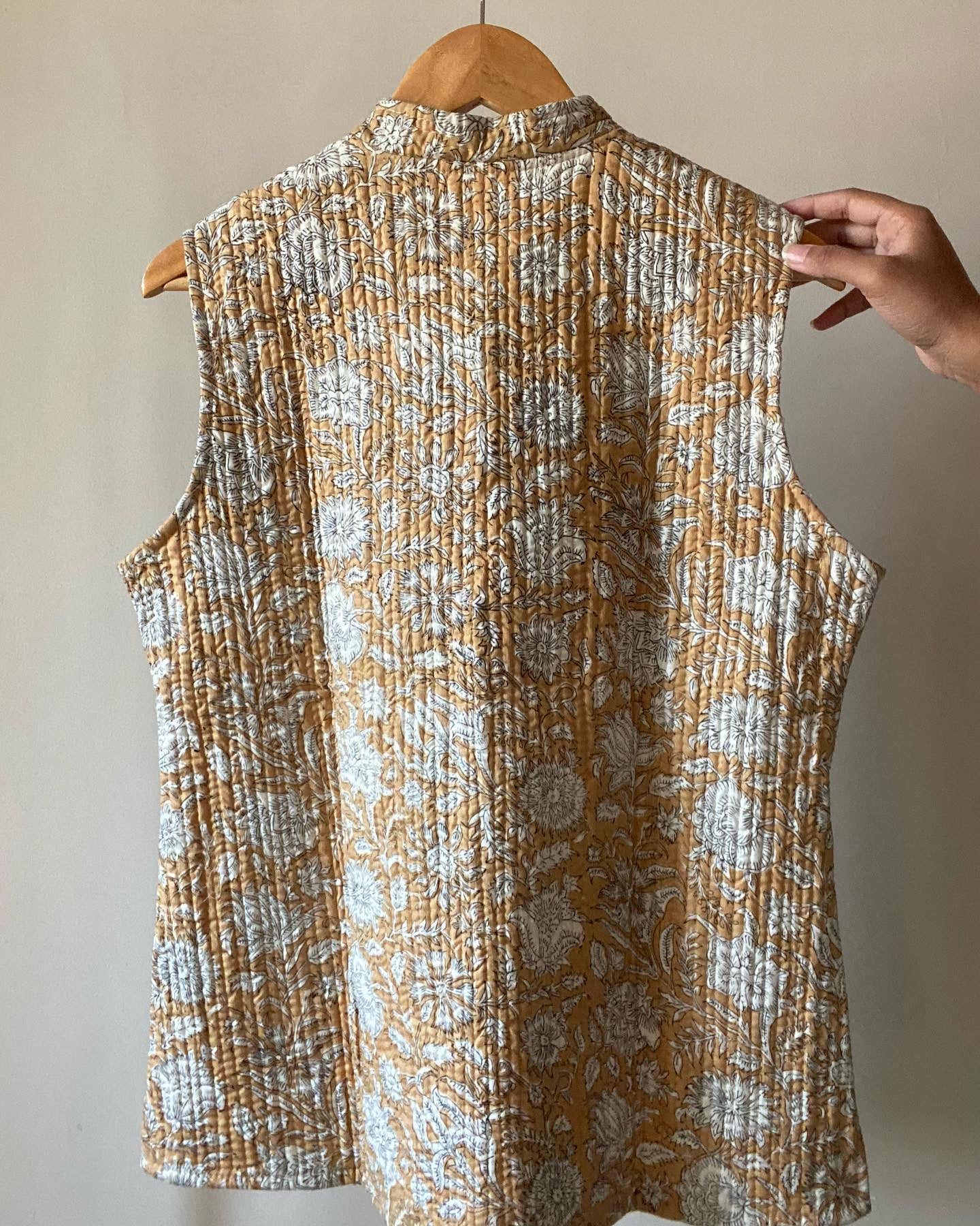 Ethnic Motif Block Print Quilted Half Jacket