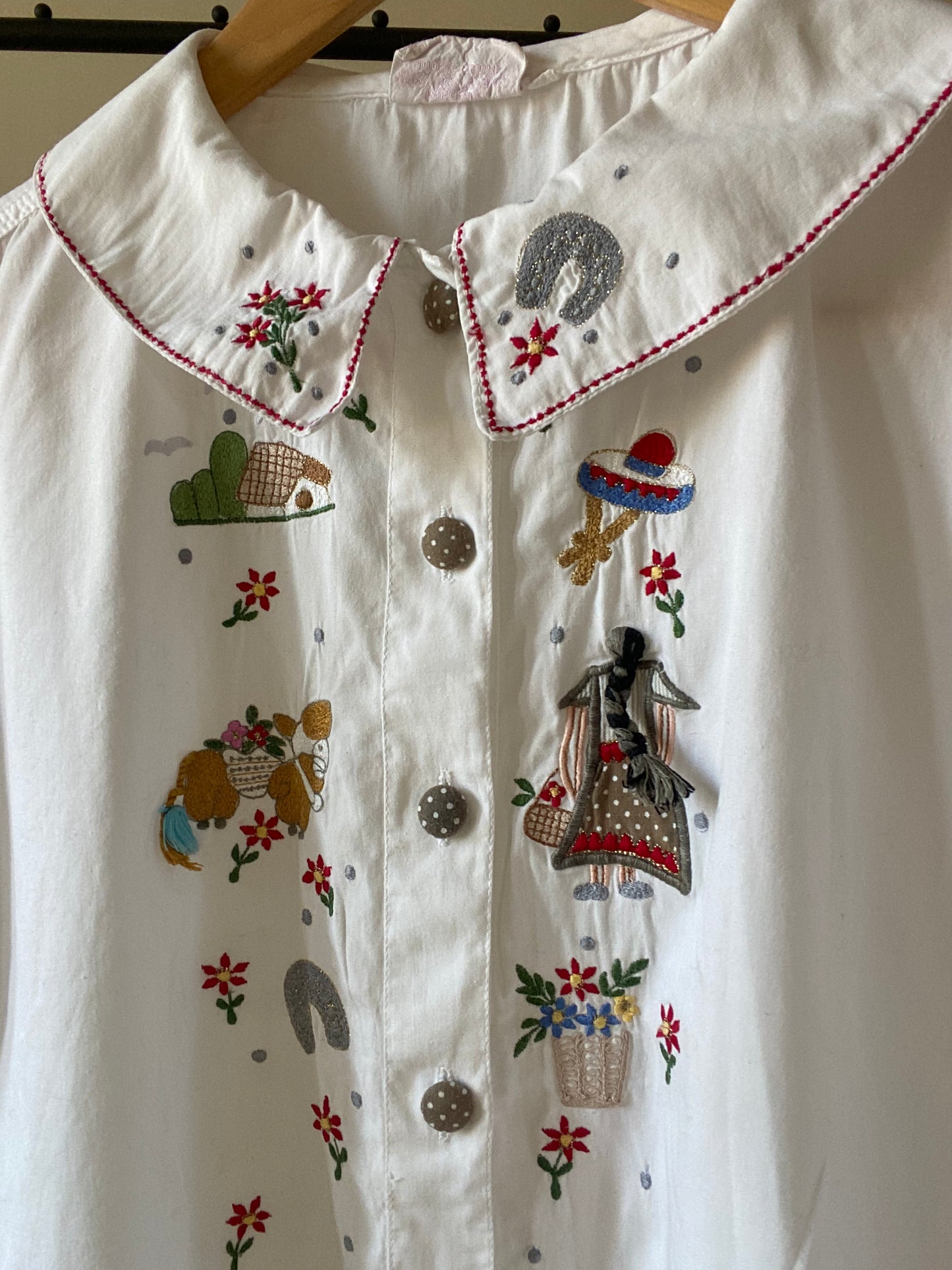 Cute Embroidered Vintage Shirt