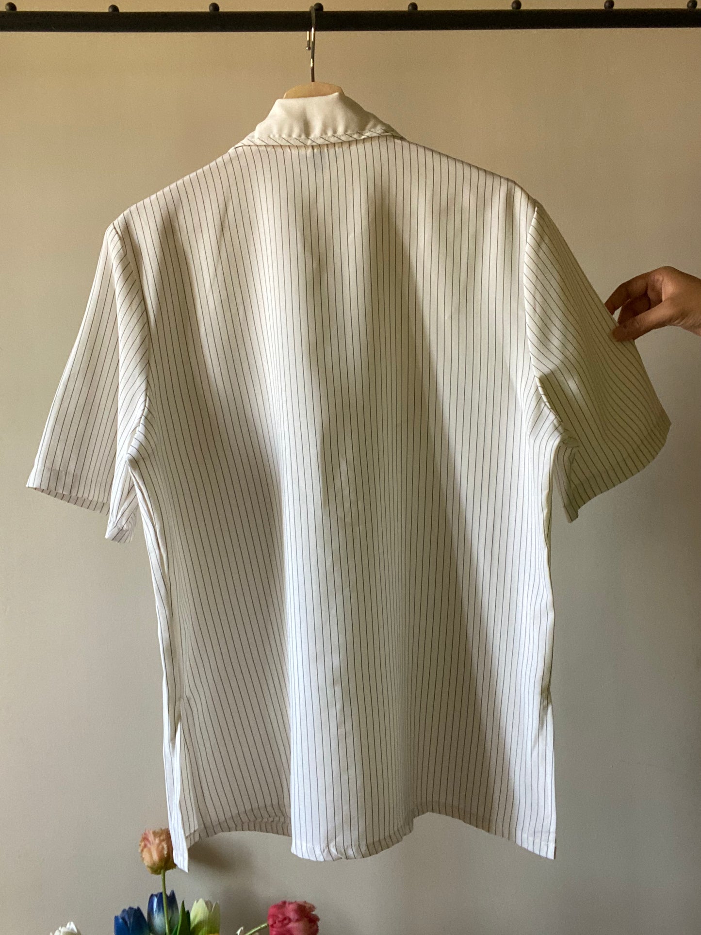Embellished Collar and Embroidered Neckline Detail Vintage Shirt
