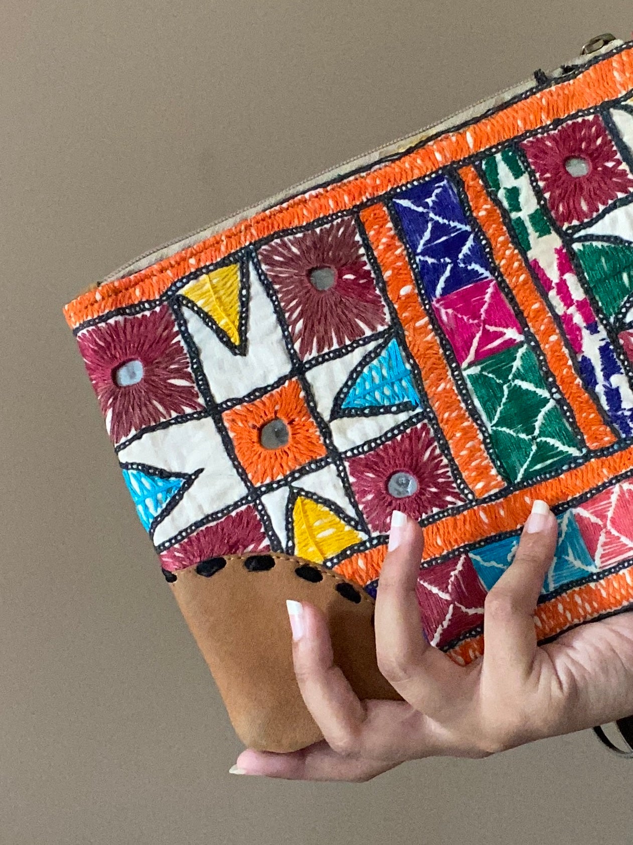 Kaner Pouch