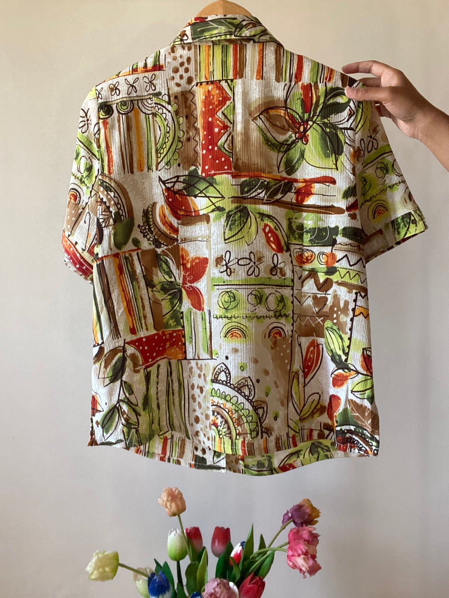 Artsy Leaves Print Vintage Shirt